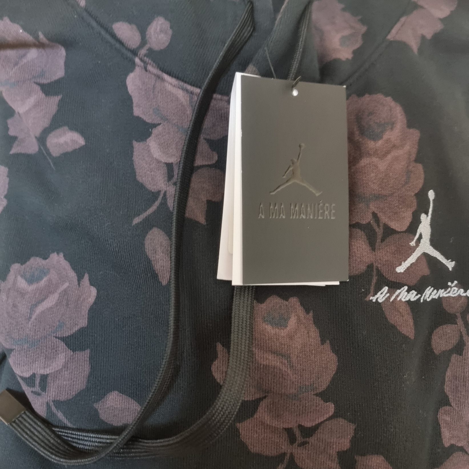Jordan x A Ma Maniere All Over Print Fleece Hoodie Black - Asia 착용 스타일