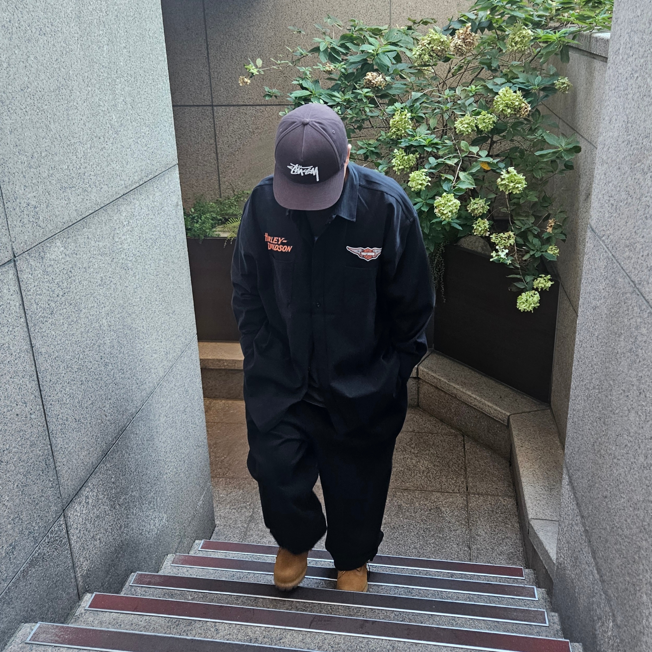 Stussy Big Stock Point Crown Cap Brown, Timberland Premium 6 inch Waterproof Boot Wheat Nubuck - Medium 착용 스타일 - 1