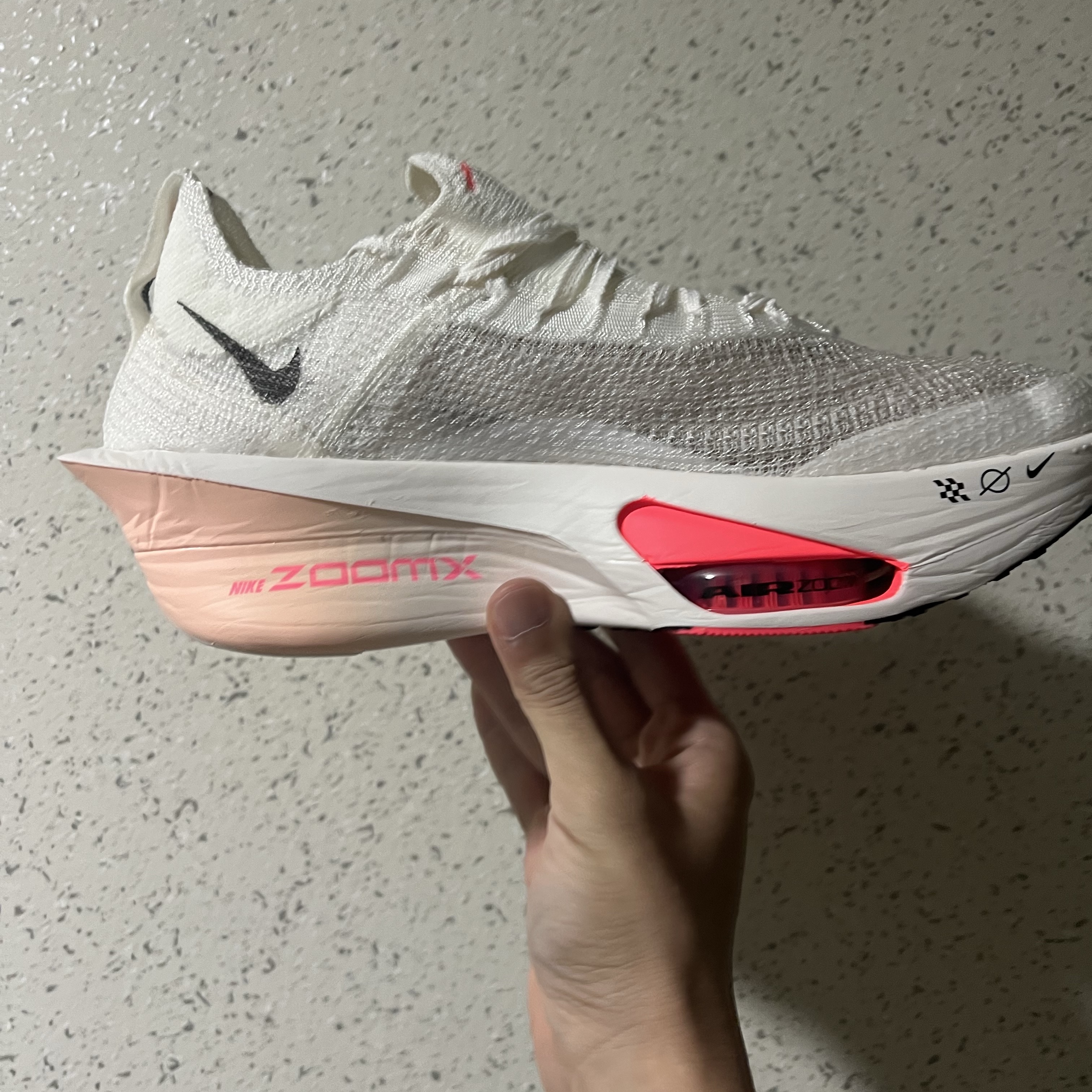 Nike Air Zoom Alphafly Next% 3 Sail Black 착용 스타일 - 3