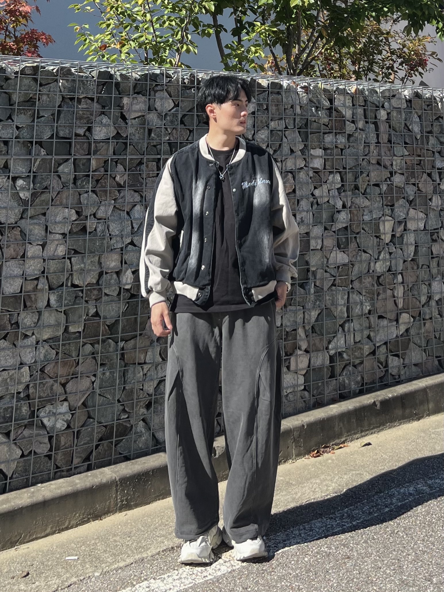 Balenciaga Track Sneakers White 착용 스타일 - 2