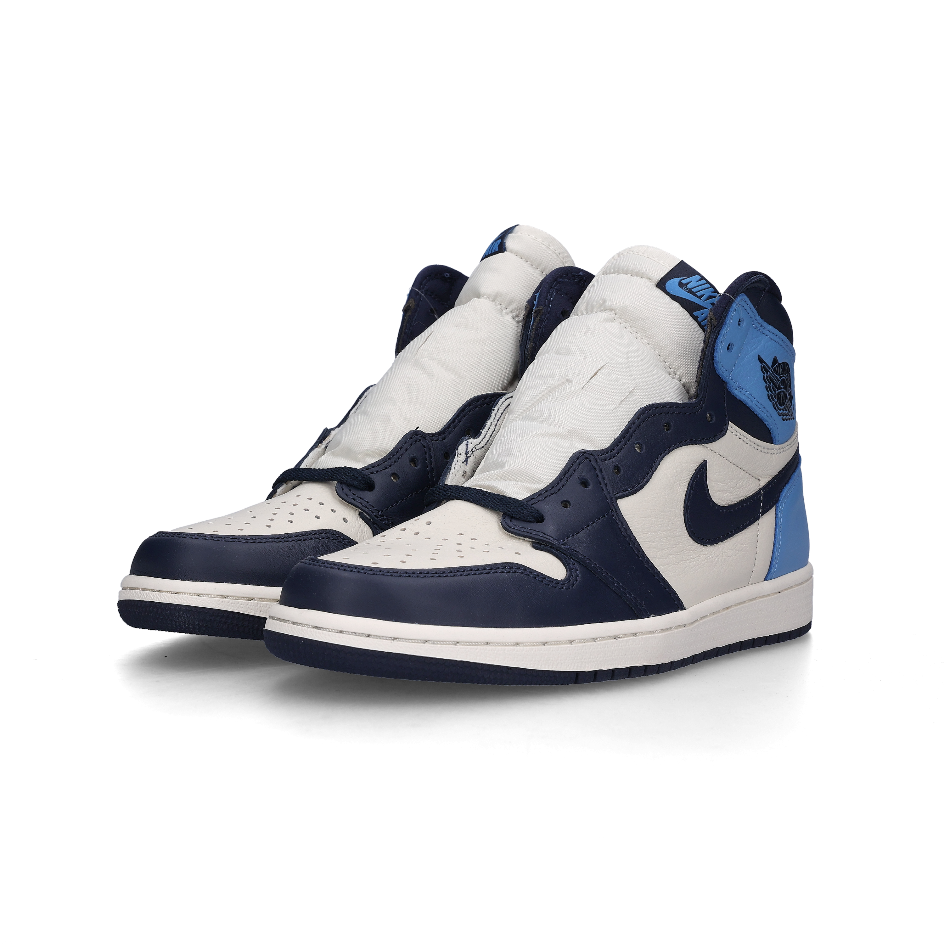 Jordan 1 Retro High Obsidian UNC