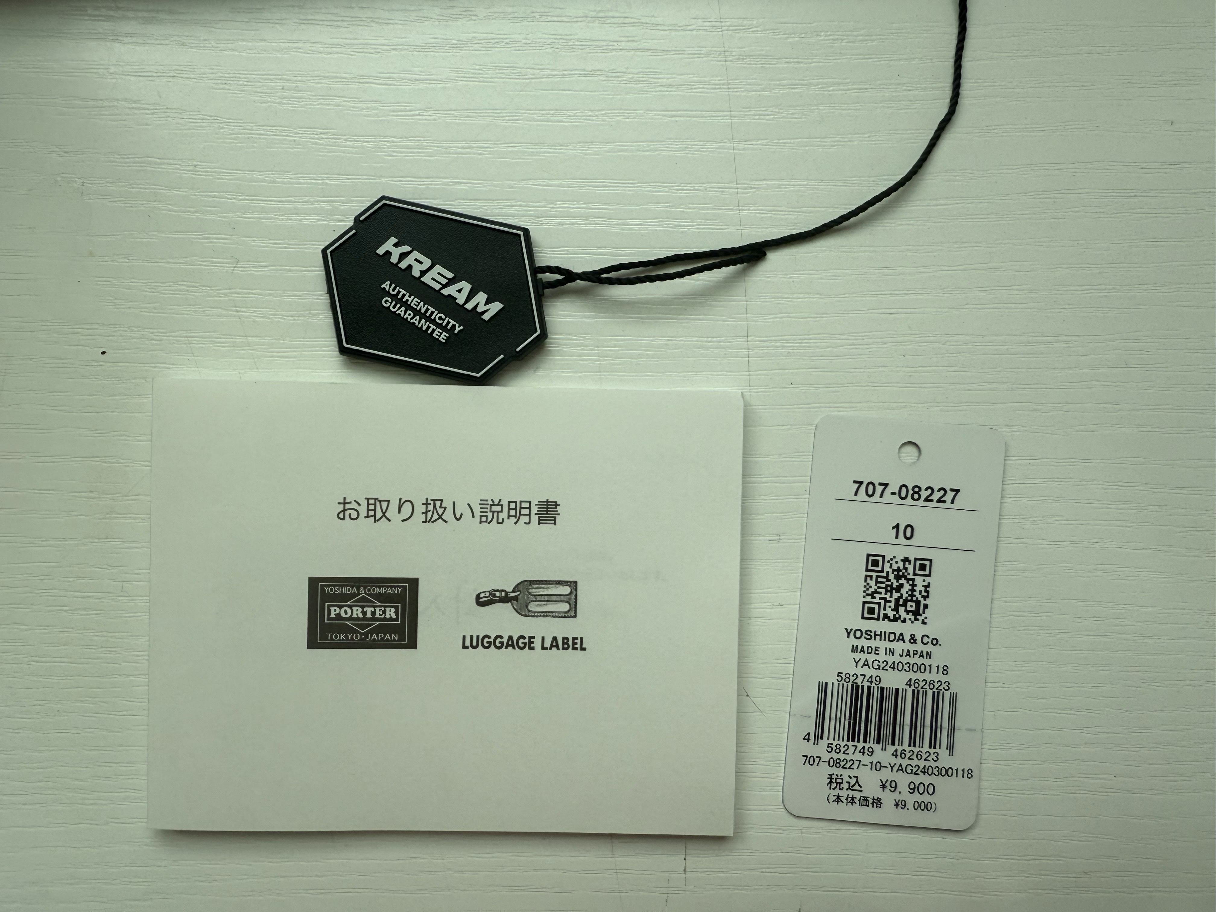 Porter Free Style Card Case Black 착용 스타일 - 3