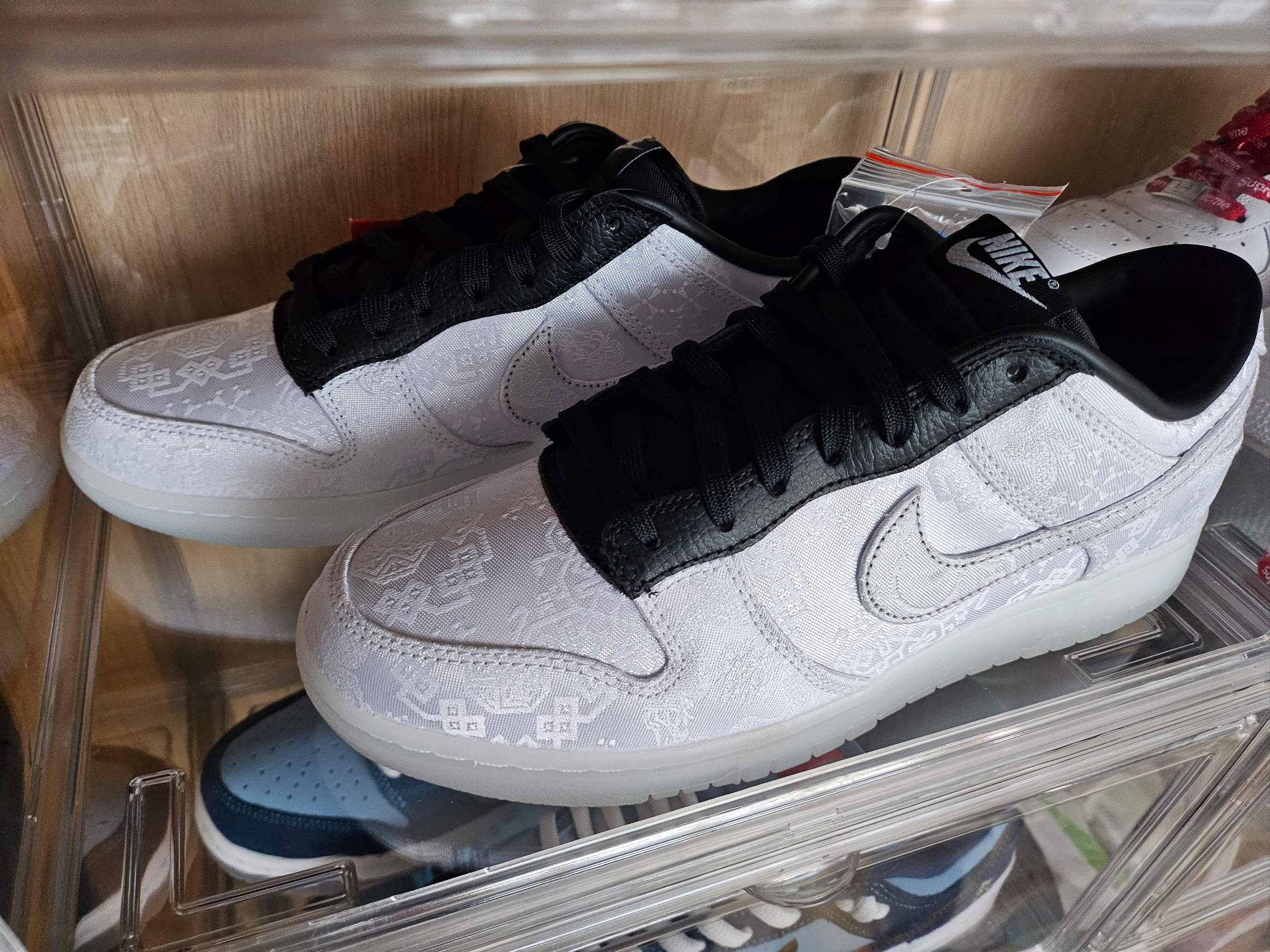 Nike x Clot x Fragment Dunk Low Black and White 착용 스타일