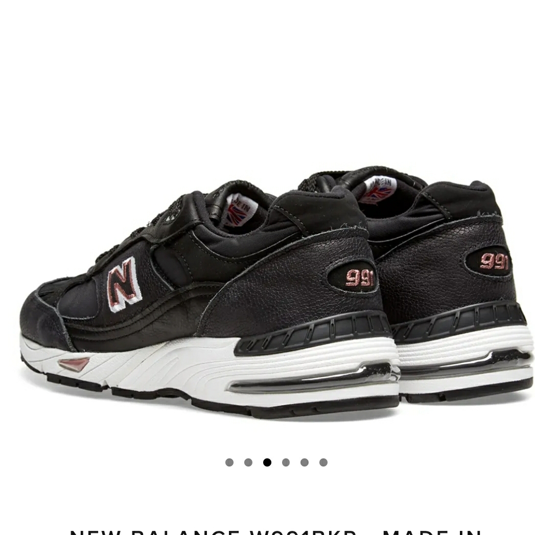 (W) New Balance 991 Made in UK Black Pink 착용 스타일 - 3