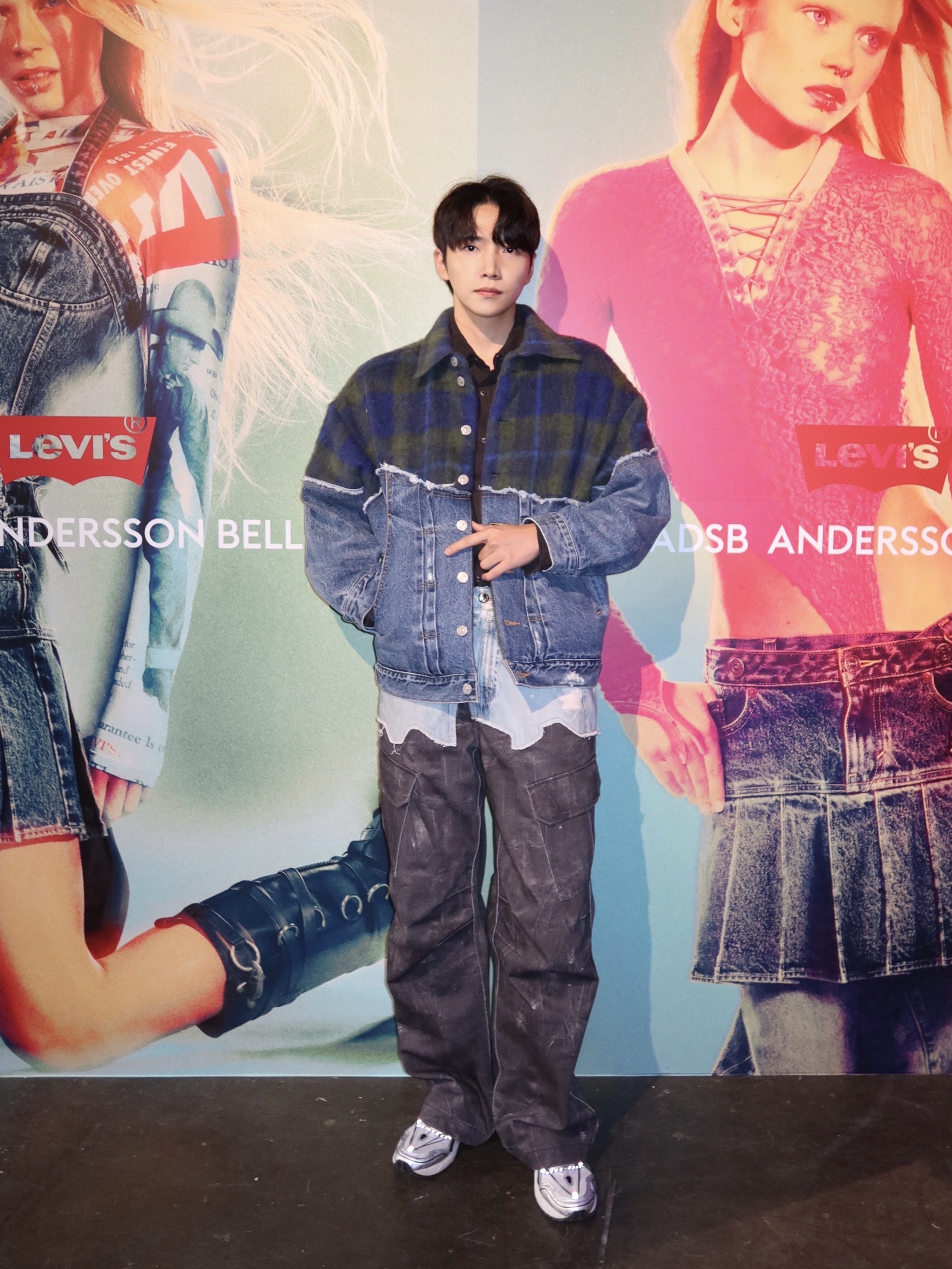[KREAM 단독] ADSB Andersson Bell x Levi's Women Spliced Trucker Indigo Green - 24FW 착용 스타일 - 3