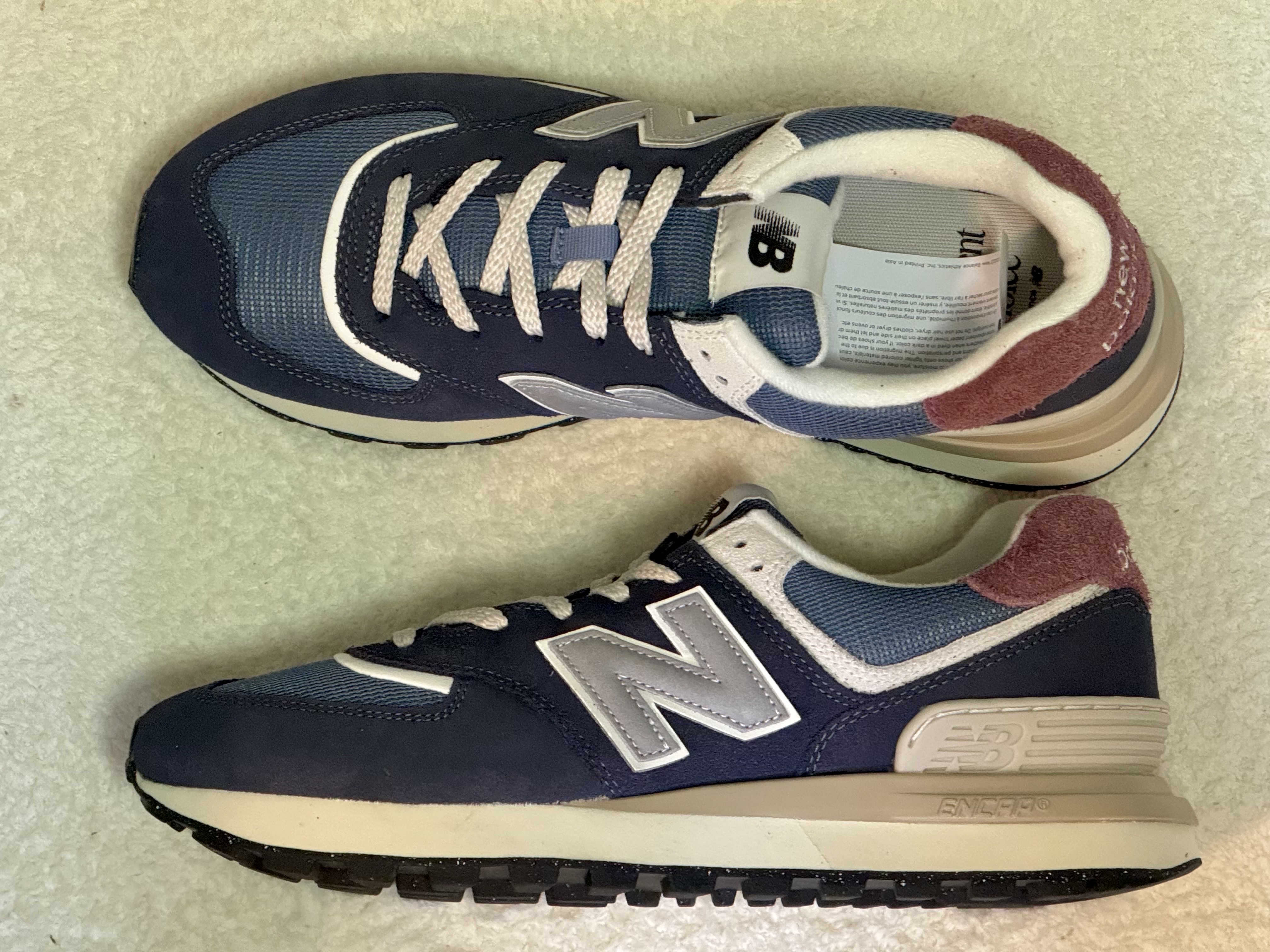 New Balance 574 Legacy Grey Navy 착용 스타일 - 2