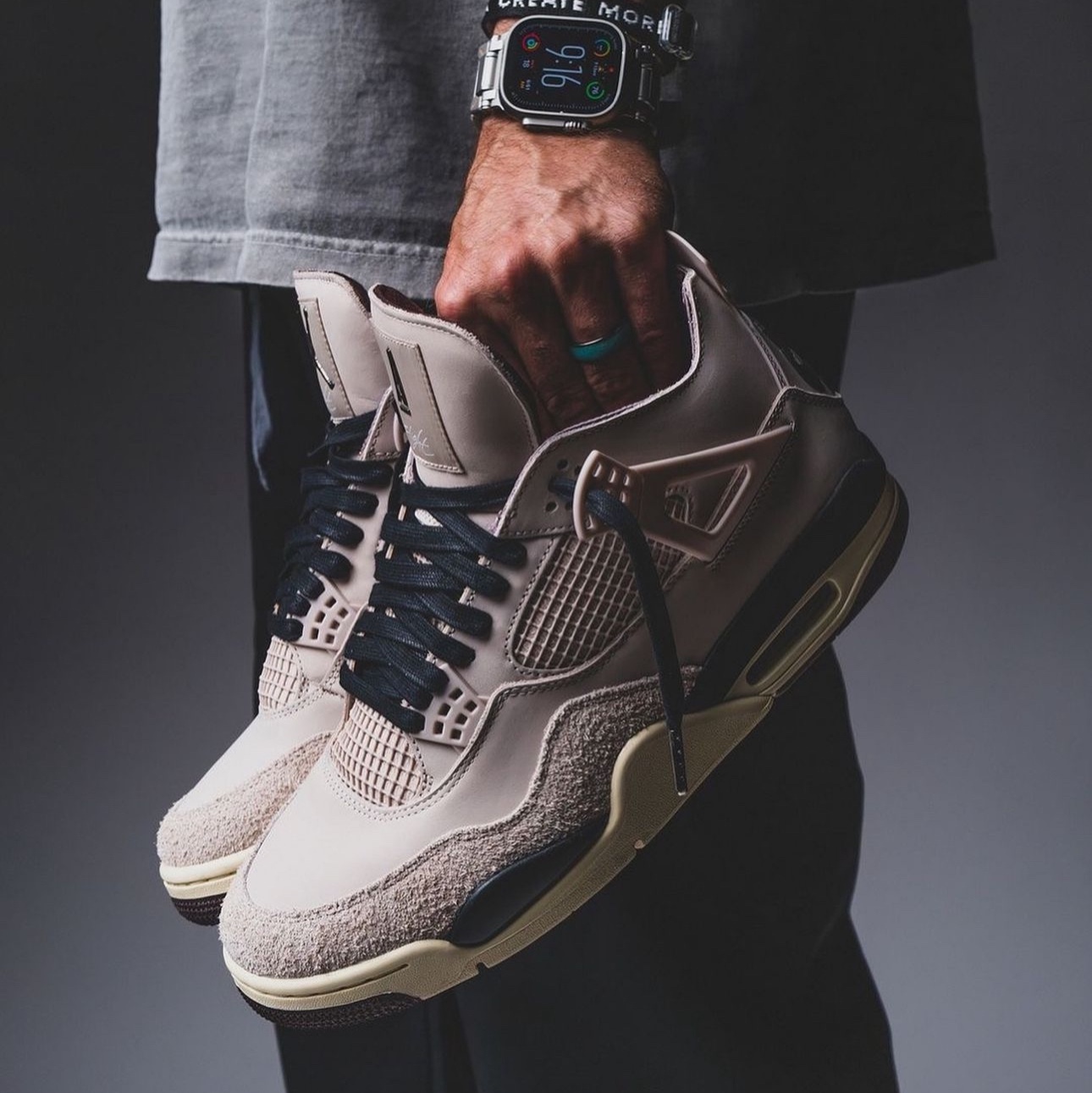 (W) Jordan 4 x A Ma Maniere Retro OG SP W.Y.W.S. 착용 스타일 - 4