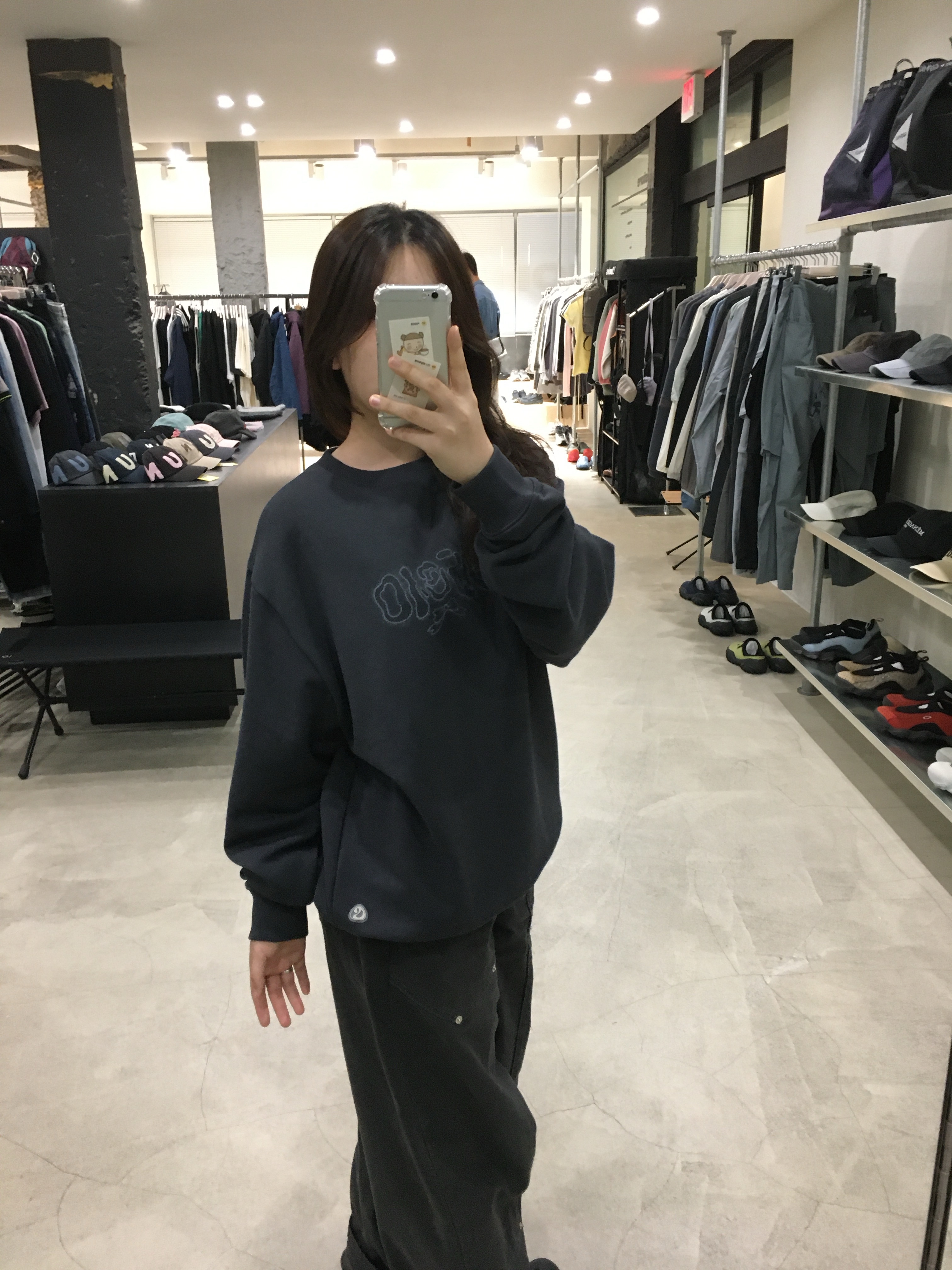 (W) Crocs Classic Platform Clog Black, Coyseio Coral Longsleeves Purple Grey 착용 스타일 - 3