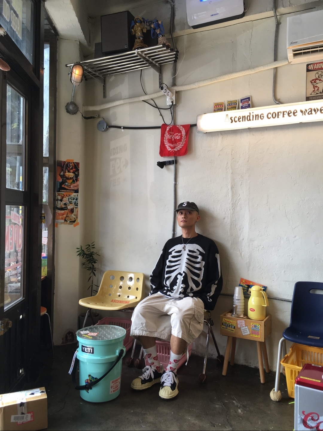 Human Made Heart Pattern Socks Red, Maison Mihara Yasuhiro Blakey VL OG Sole Canvas Low-top Sneakers Black 착용 스타일 - 1
