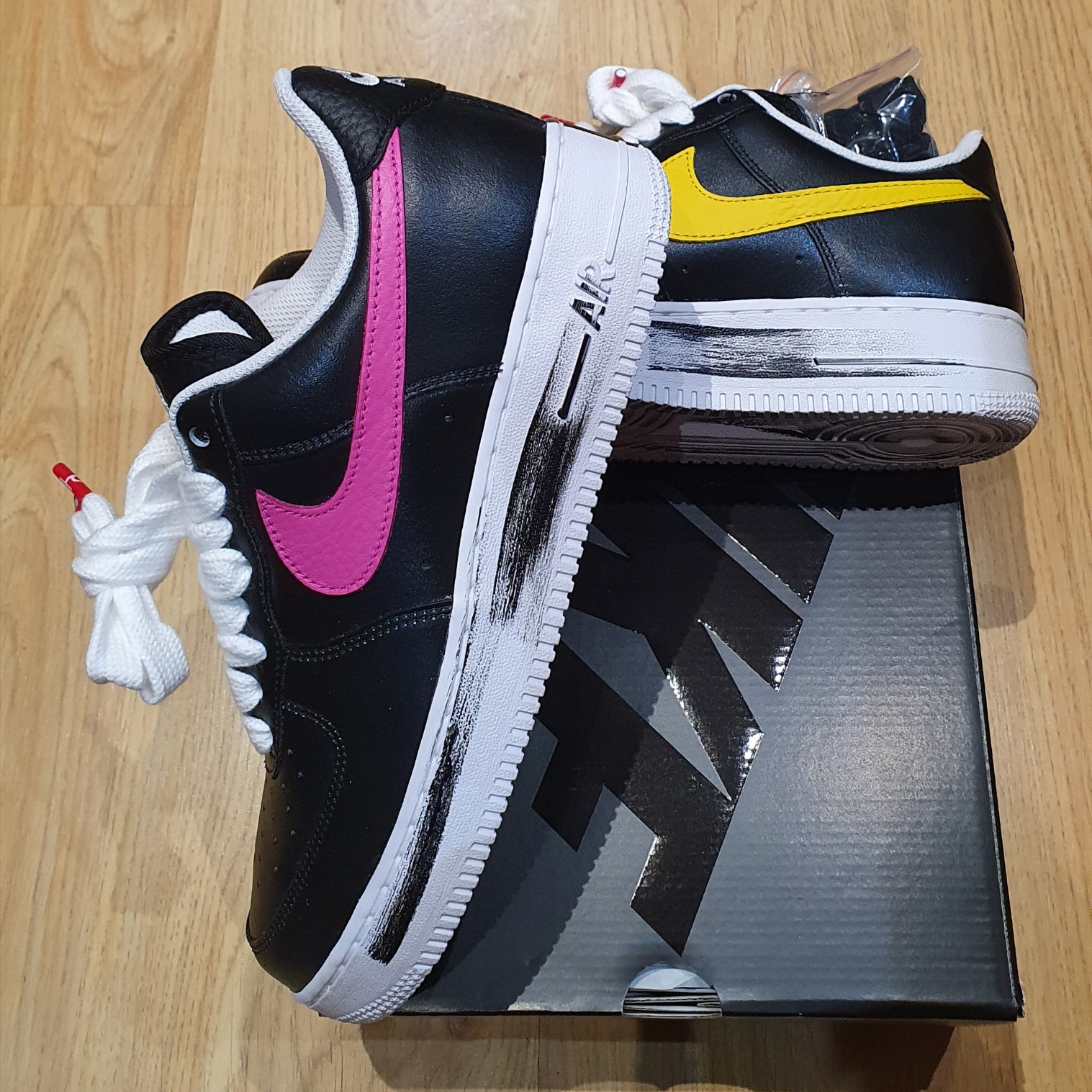 Nike x Peaceminusone Air Force 1 Low Para-Noise 3.0 Black and Multicolor 착용 스타일 - 2