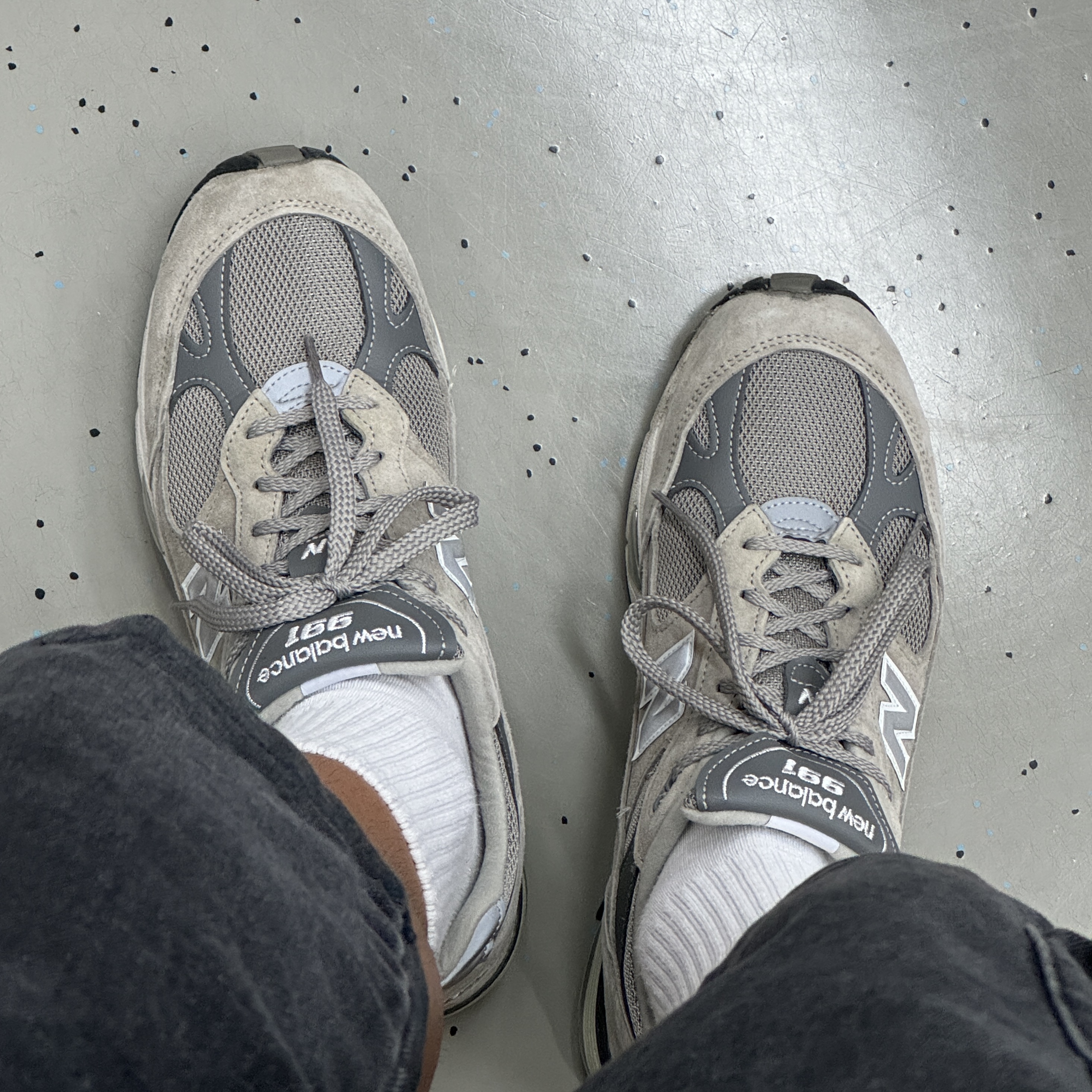 New Balance 991 Made in UK Grey 착용 스타일