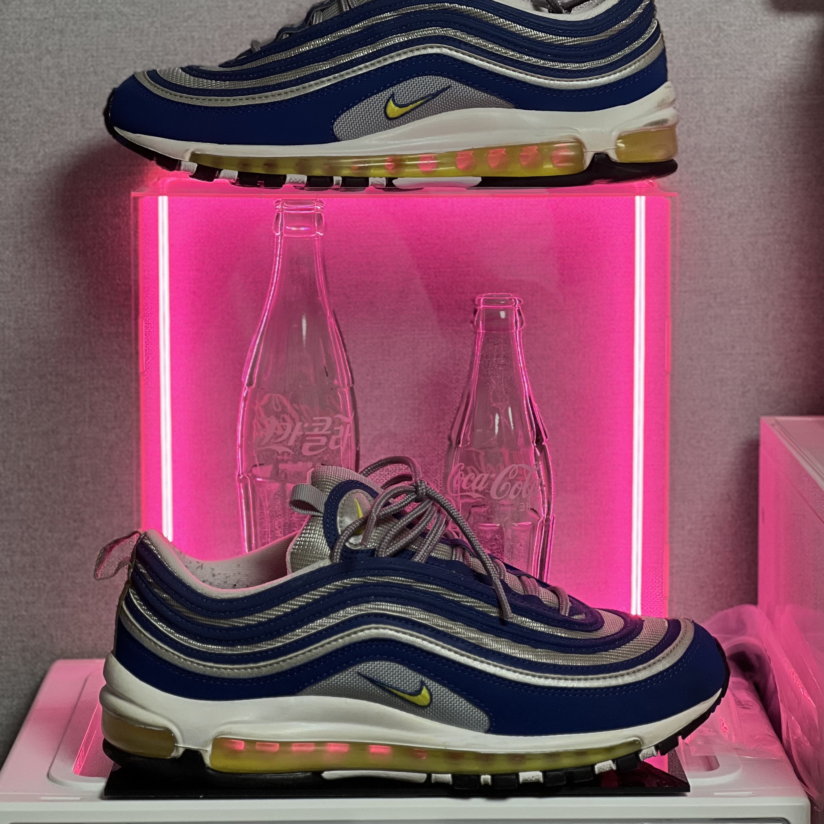 Nike Air Max 97 OG Royal Neon 착용 스타일