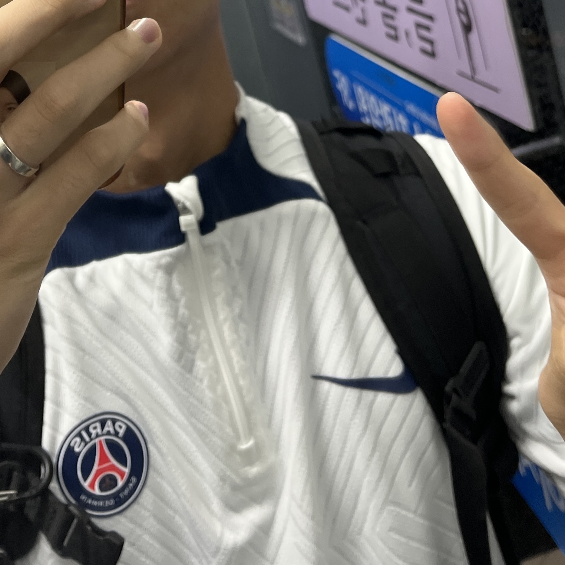 Nike Paris Saint-Germain 2022/23 Dri-Fit Elite L/S Strike Drill Top White 착용 스타일 - 2