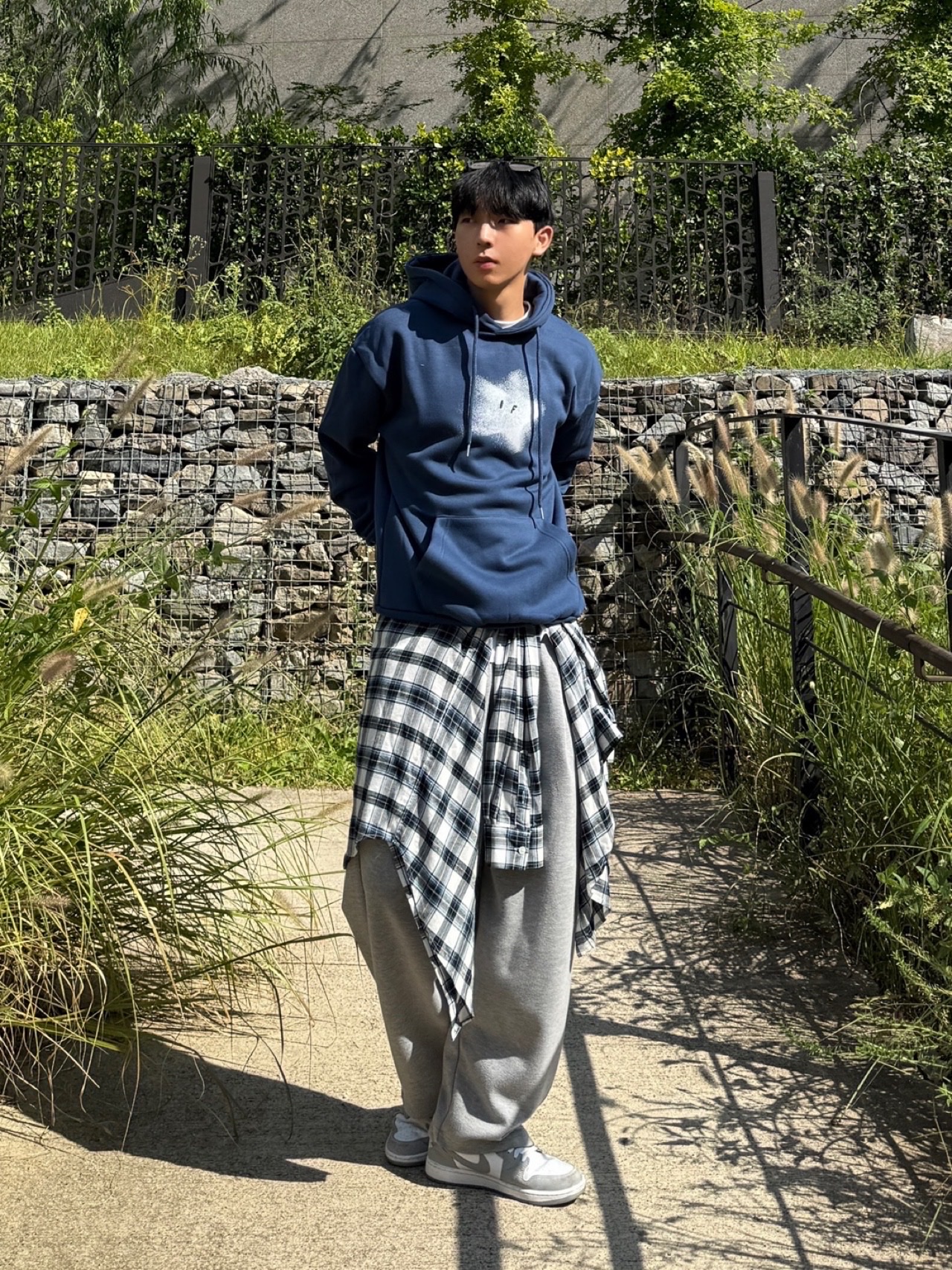 (W) Jordan 1 Low White Wolf Grey 착용 스타일 - 1