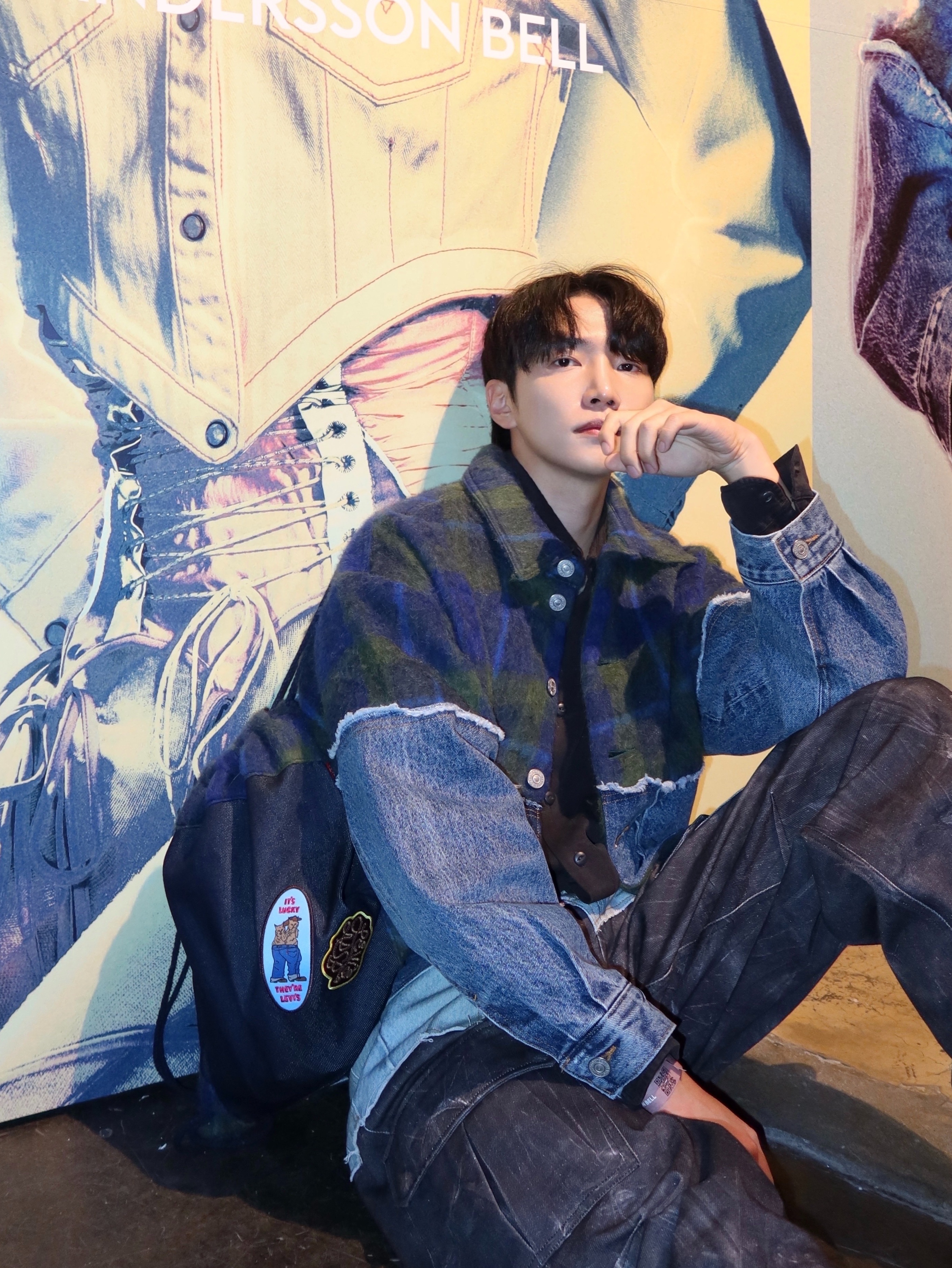 [KREAM 단독] ADSB Andersson Bell x Levi's Women Spliced Trucker Indigo Green - 24FW 착용 스타일 - 2