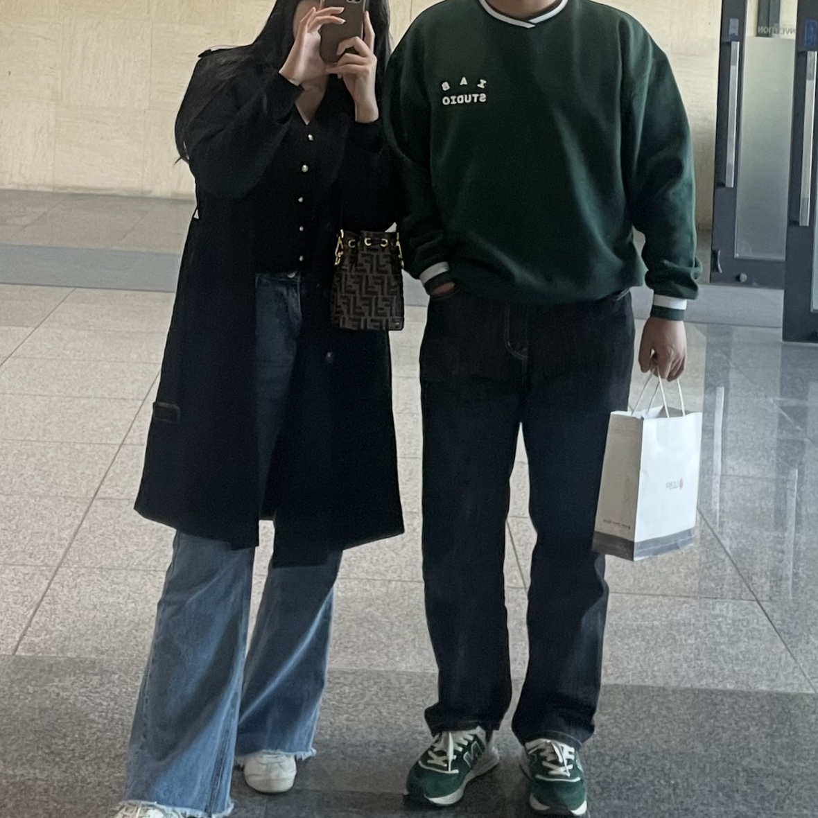 IAB Studio x Yonex Sweatshirt Green 착용 스타일