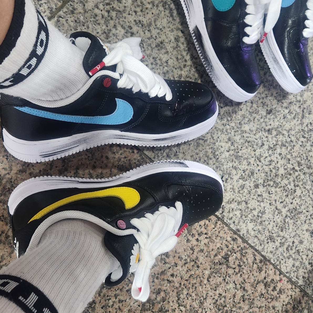 Nike x Peaceminusone Air Force 1 Low Para-Noise 3.0 Black and Multicolor 착용 스타일 - 2