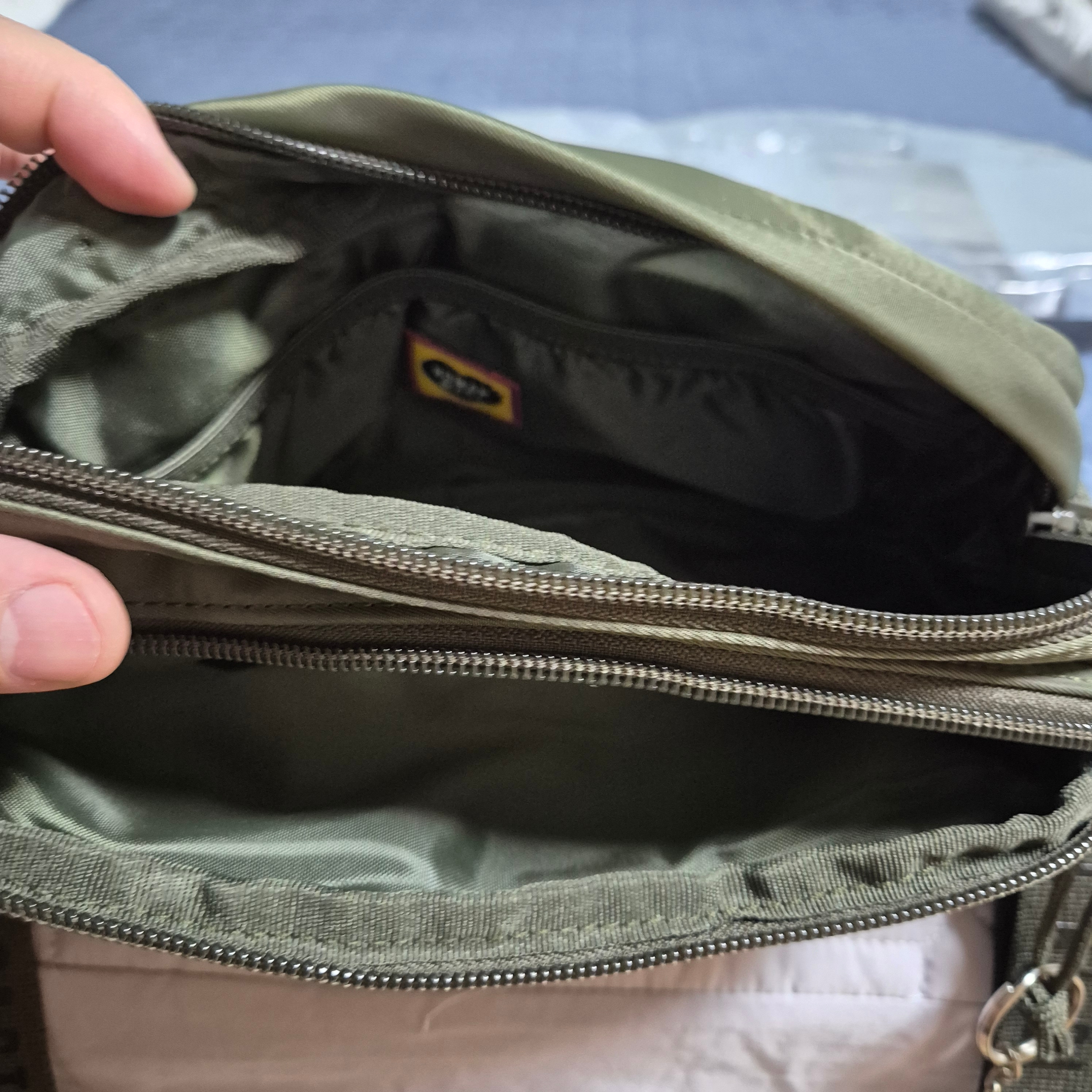 Human Made Military Pouch Small Olive Drab, Porter Drawing Coin Key Case Black 착용 스타일 - 1