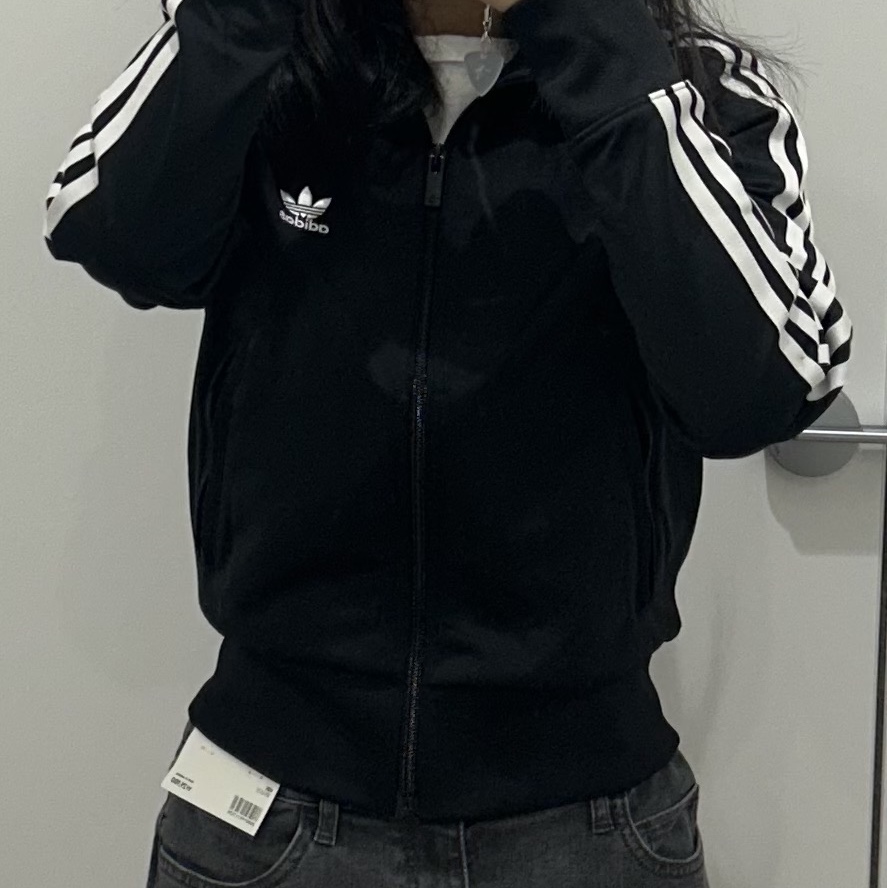 (W) Adidas Adicolor Classic Firebird Track Top Black - KR Sizing 착용 스타일