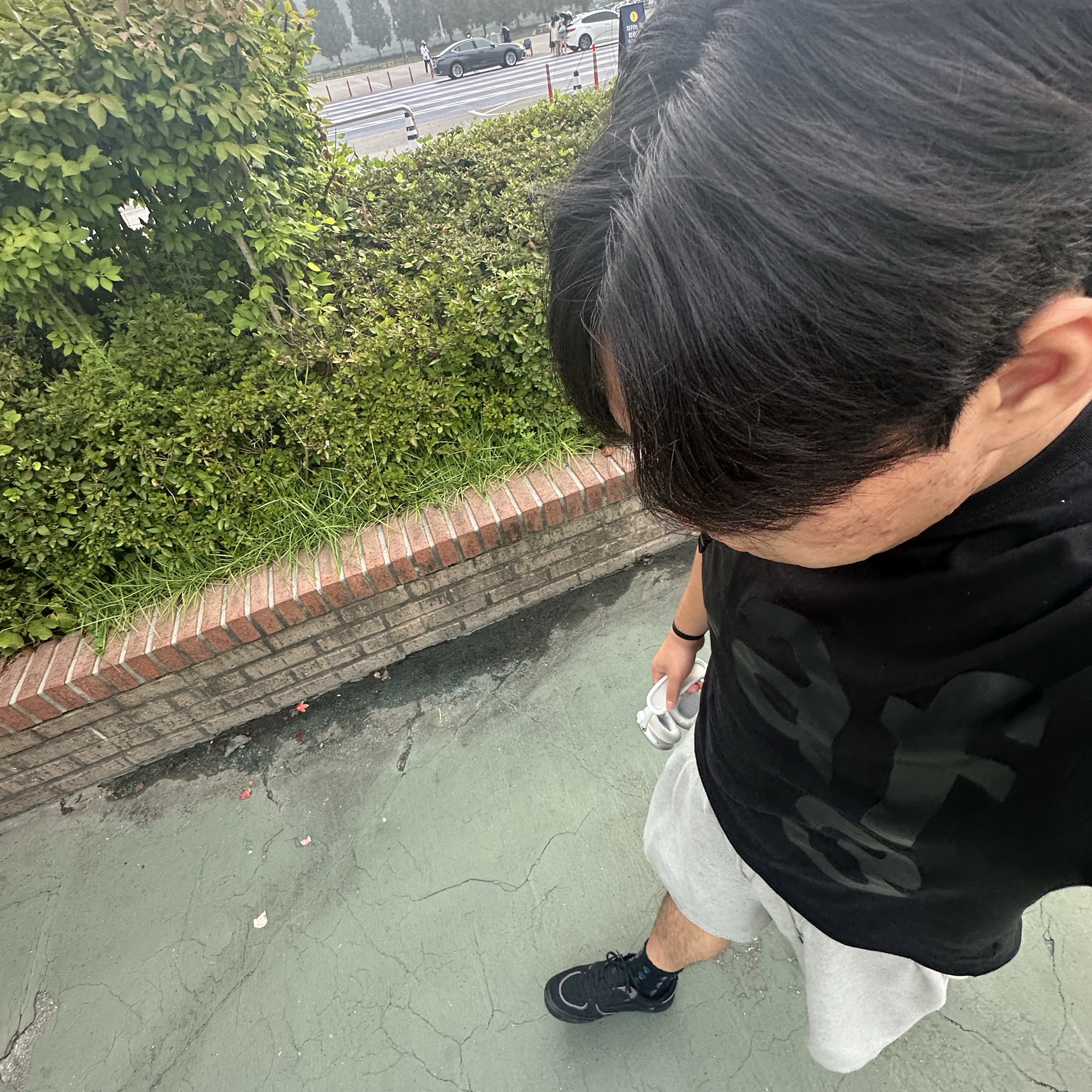 [예약 배송][KREAM 단독] Safarispot Basic Safari T-Shirt Black 착용 스타일