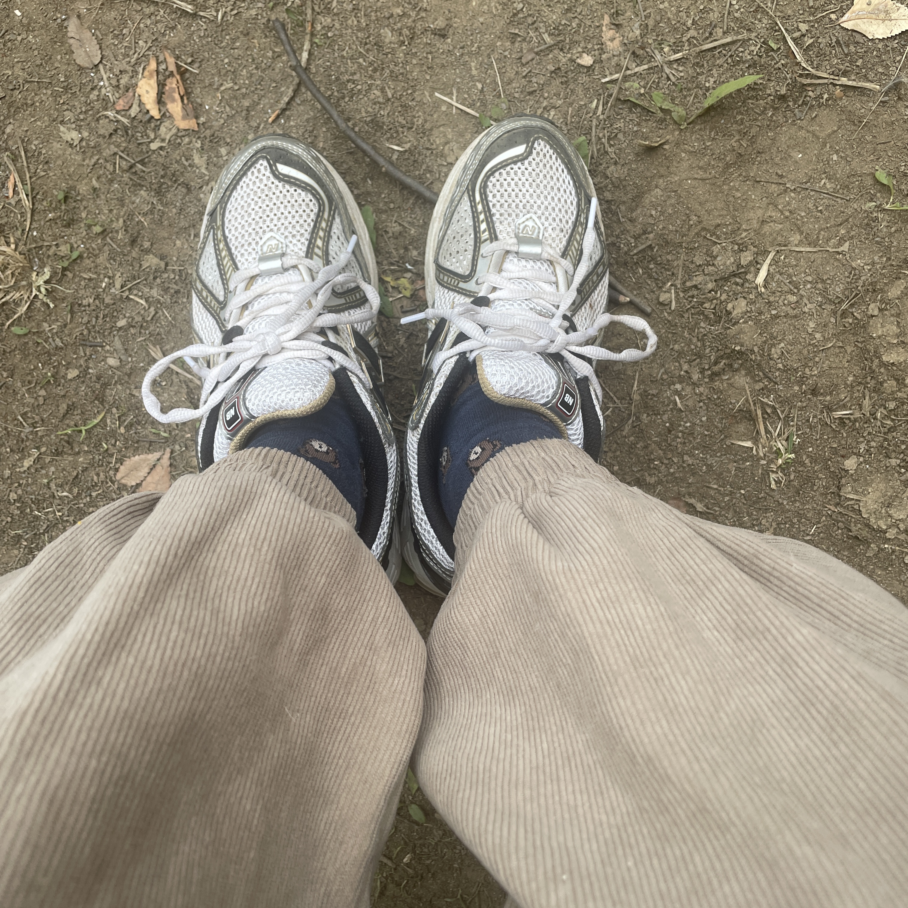 New Balance 1906R White Gold 착용 스타일