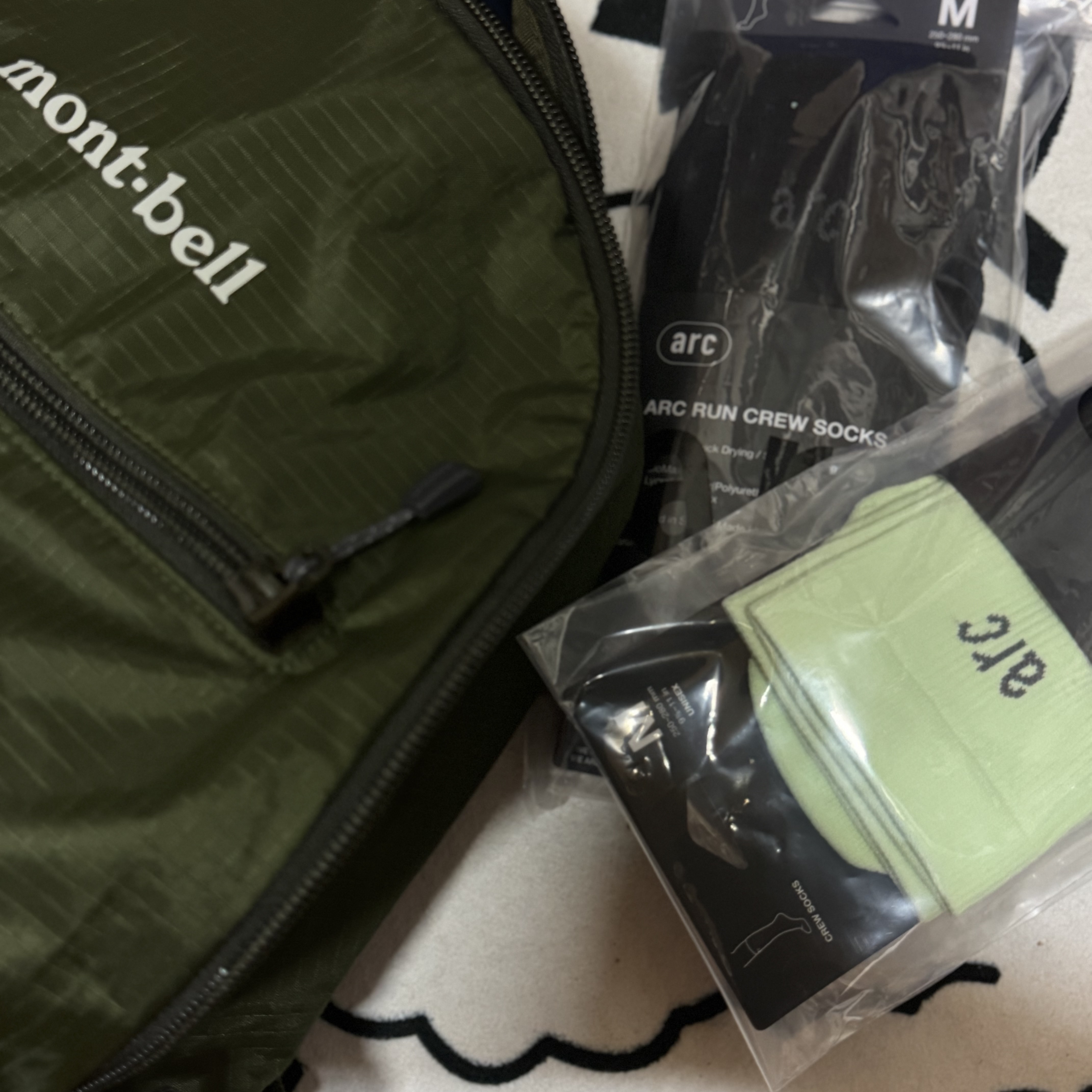 Montbell Pocketable Light Pack 18 Khaki Green 착용 스타일