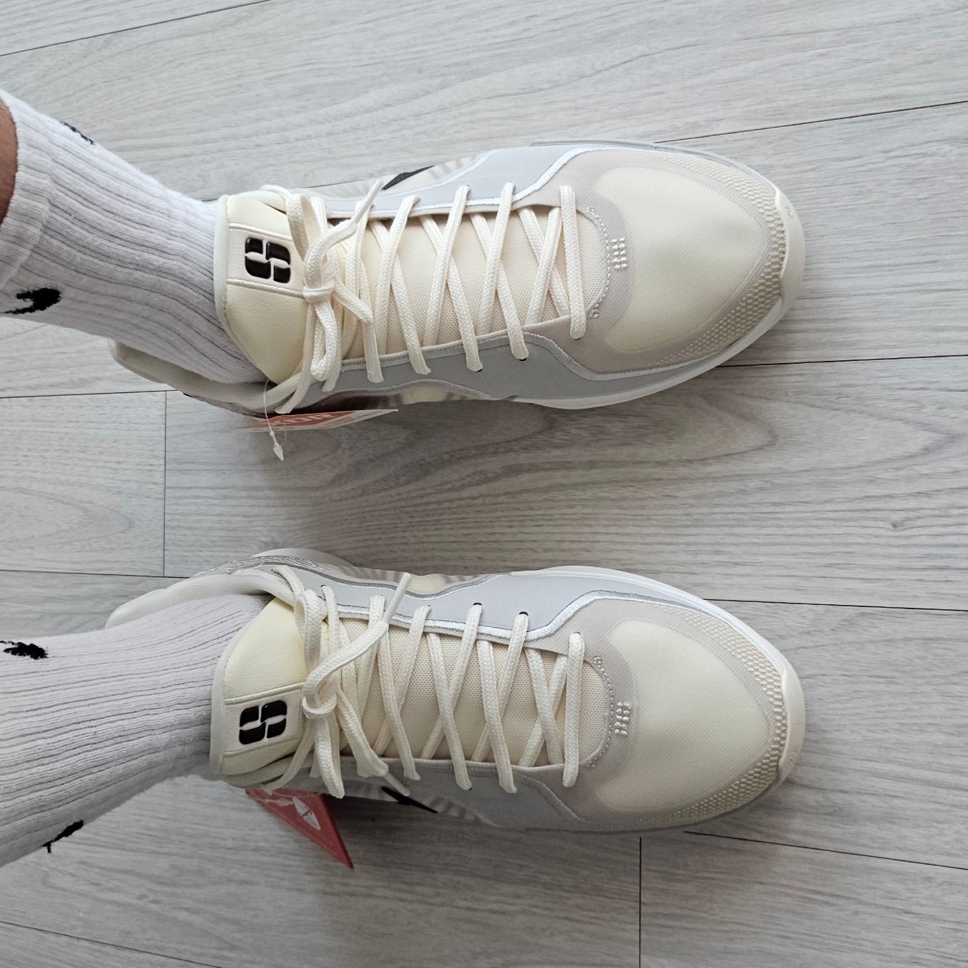 Nike Sabrina 2 EP Coconut Milk Baroque Brown 착용 스타일 - 1