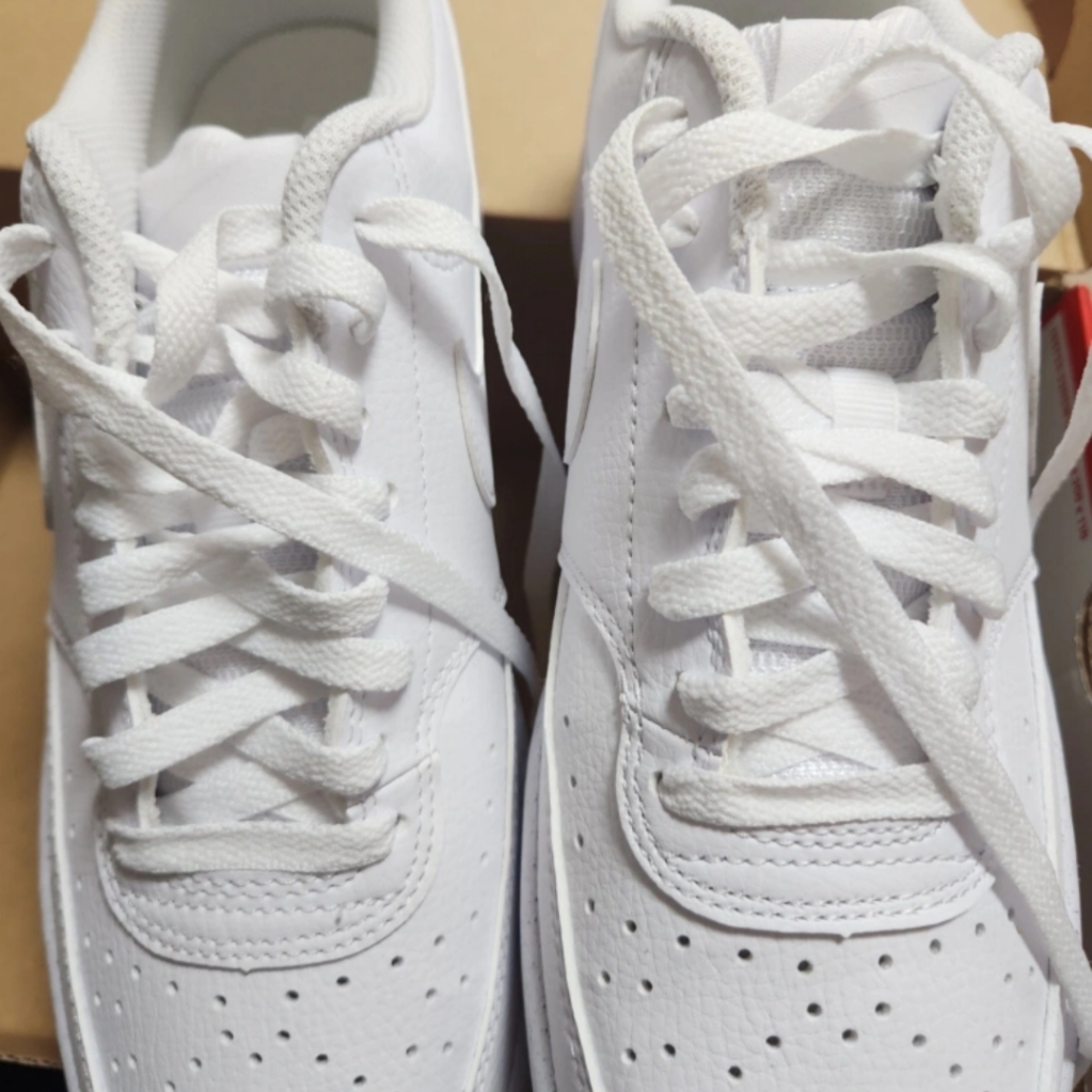 Nike Court Vision Low Next Nature White 착용 스타일