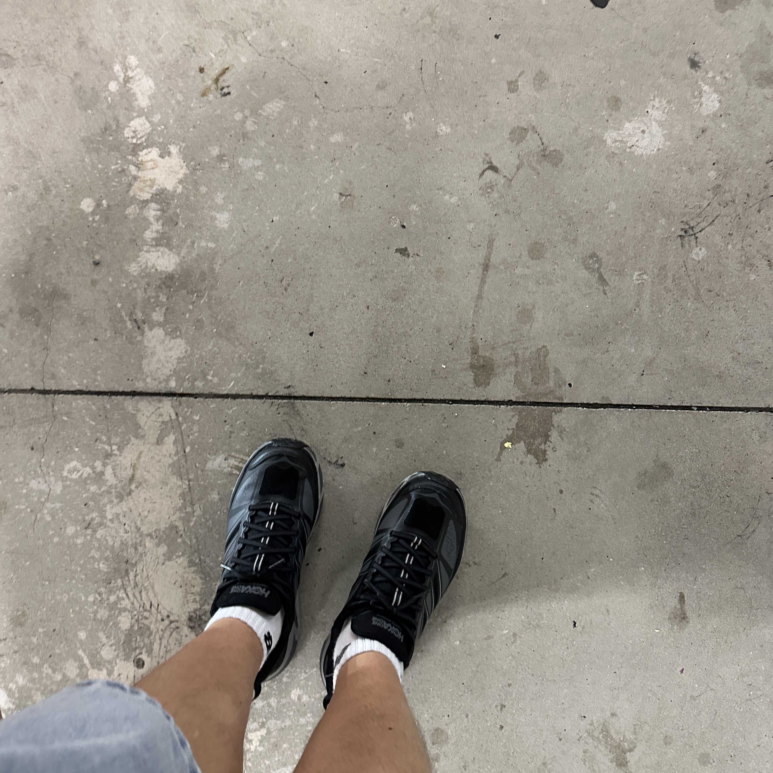 Hoka Mafate Speed 2 Black Castlerock 착용 스타일