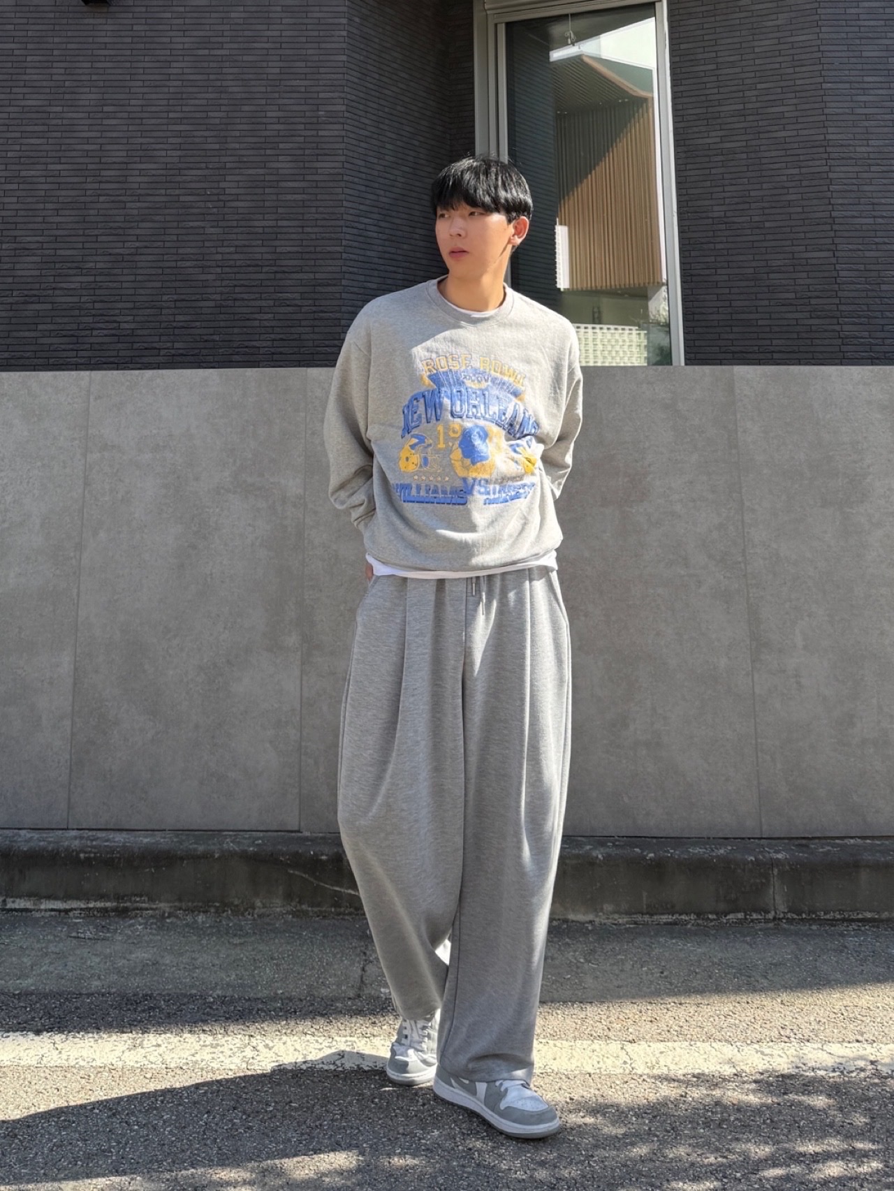 (W) Jordan 1 Low White Wolf Grey 착용 스타일 - 3