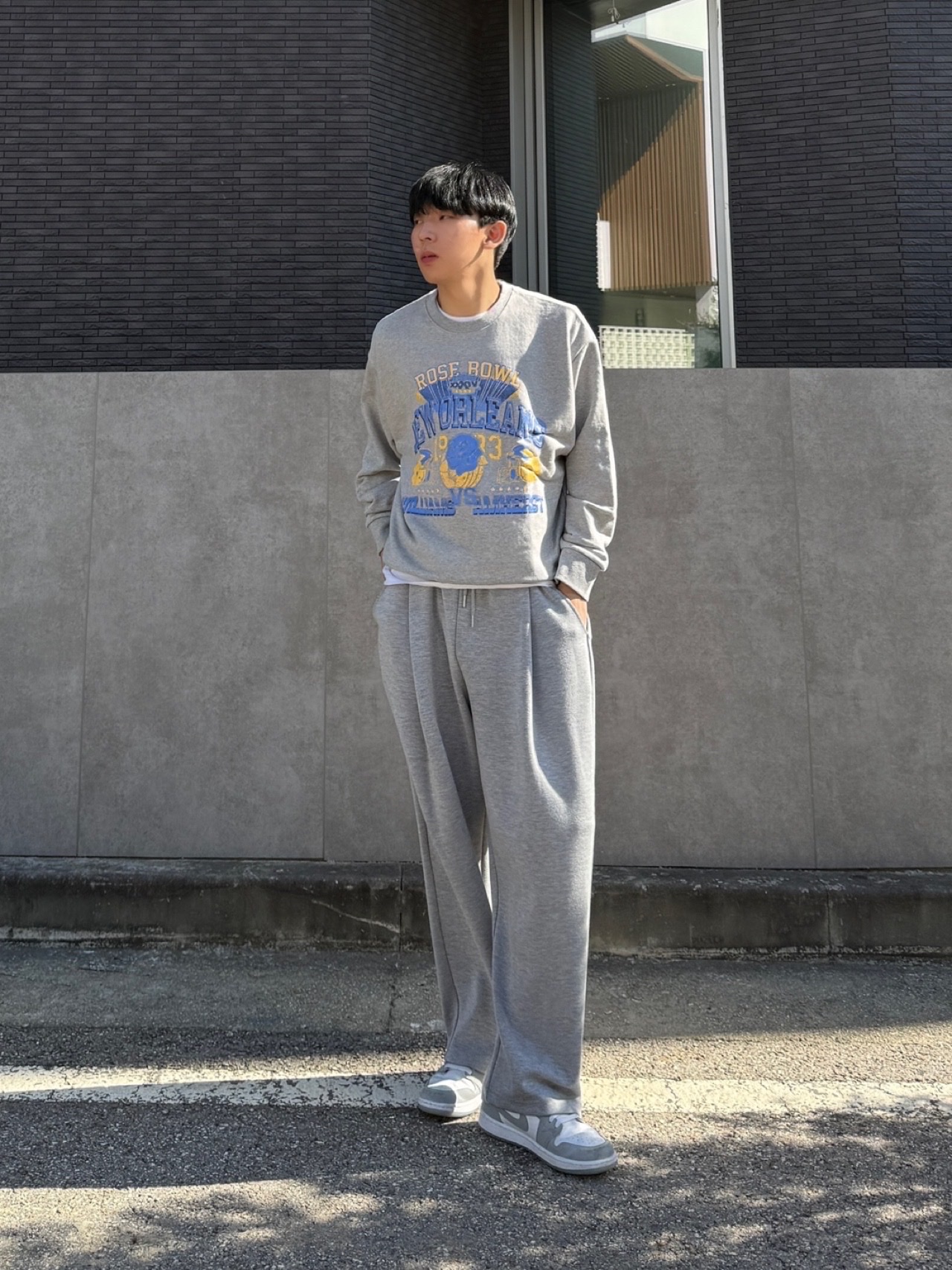 (W) Jordan 1 Low White Wolf Grey 착용 스타일 - 2