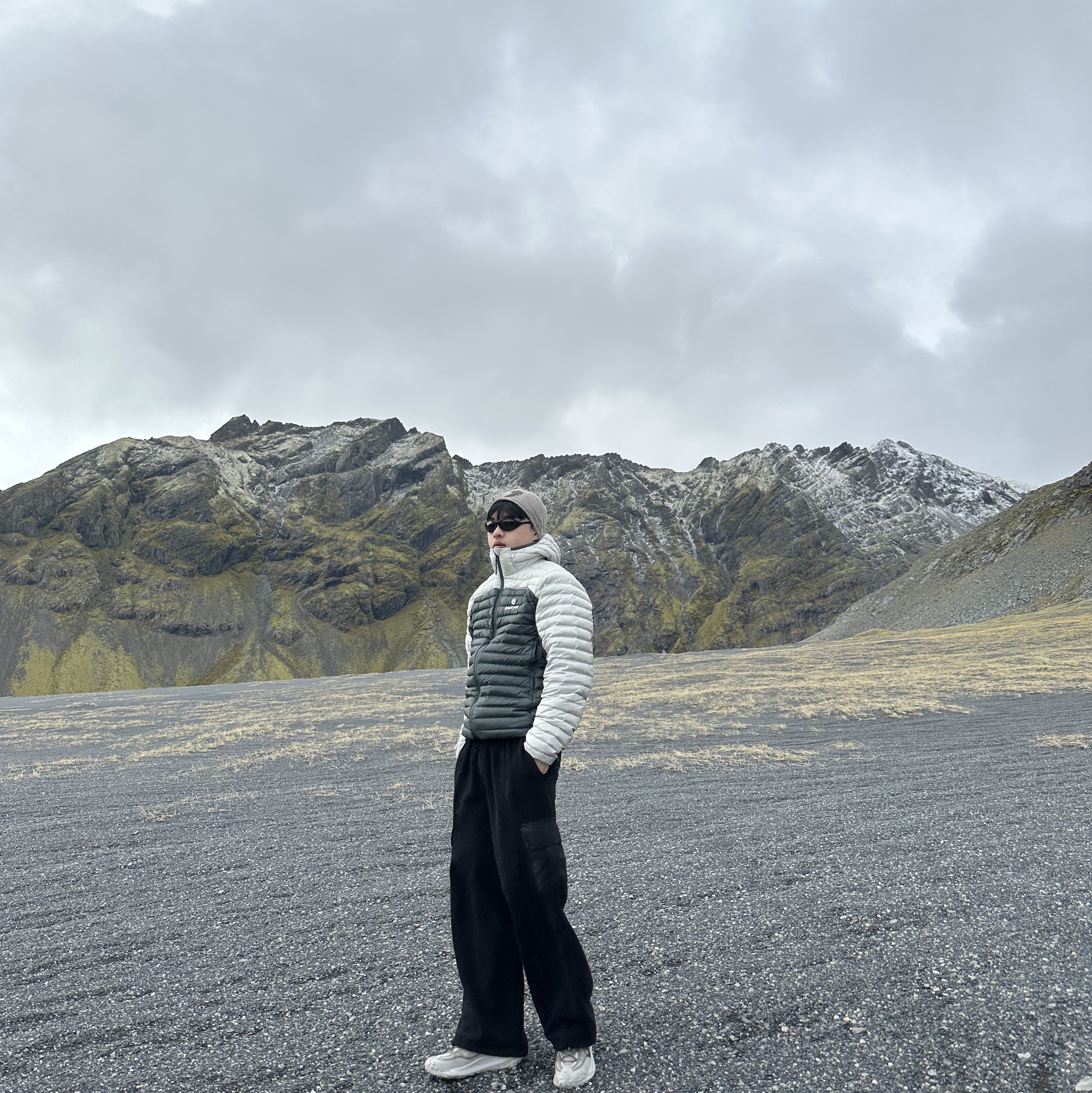 Ostrya Sapwood Down Jacket Jade, Sansan Gear Logo Beanie Warm Grey - 24SS 착용 스타일
