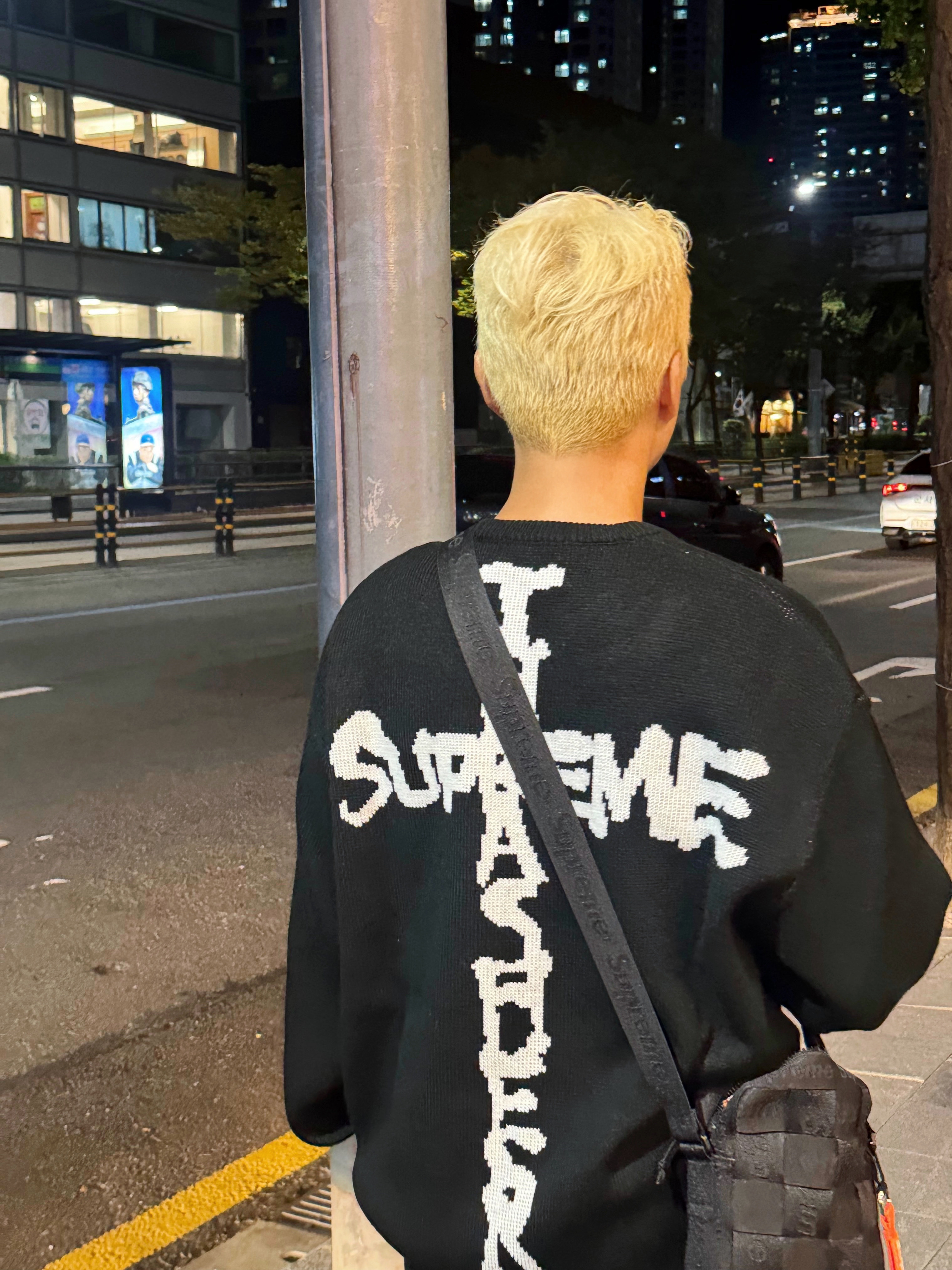 Supreme x Thrasher Sweater Black - 24FW, Supreme Woven Shoulder Bag Black - 24SS 착용 스타일