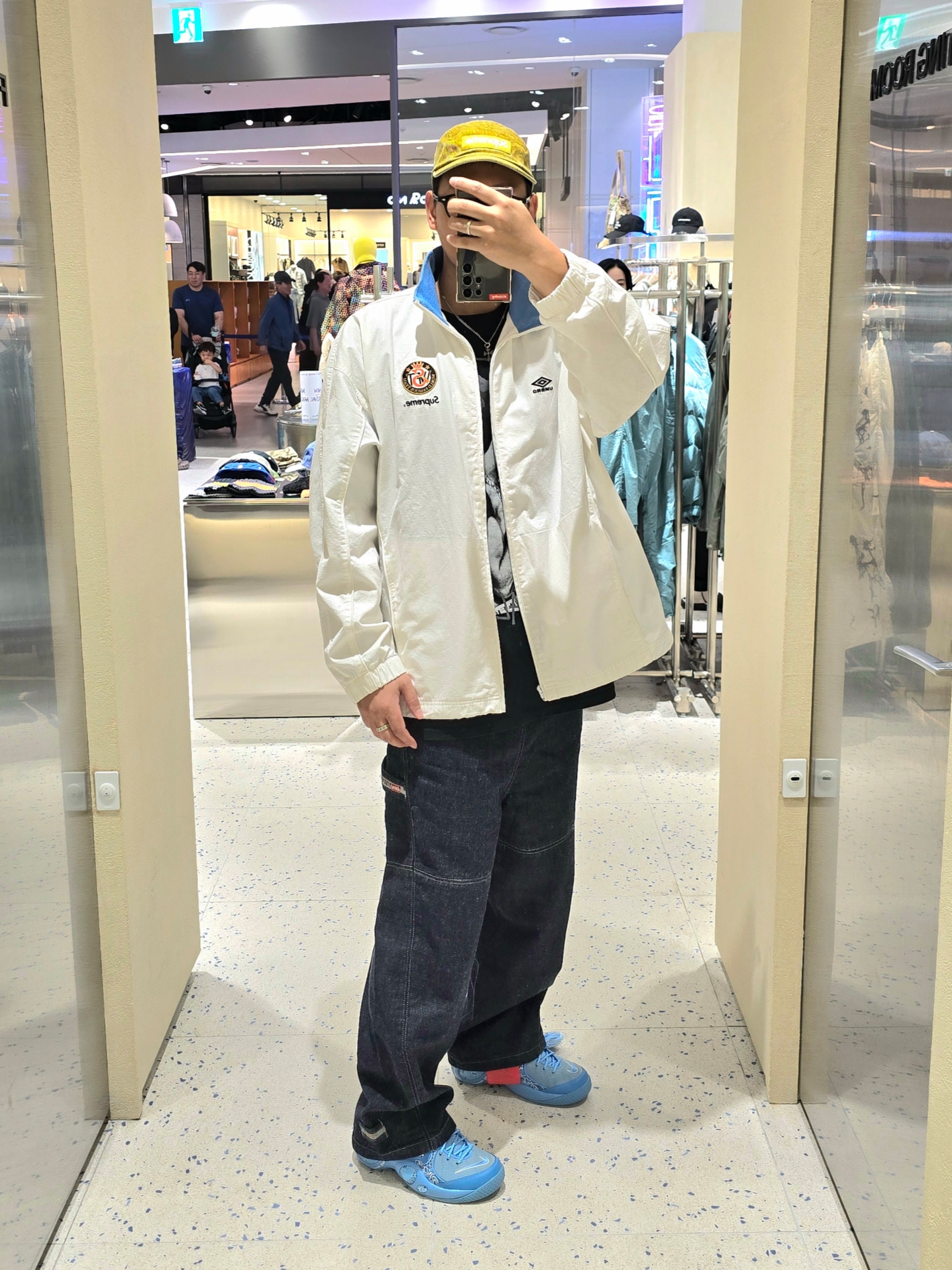 Nike x Supreme Air Zoom Flight 95 SP University Blue, Supreme x Umbro Cotton Ripstop Track Jacket White - 23FW 착용 스타일