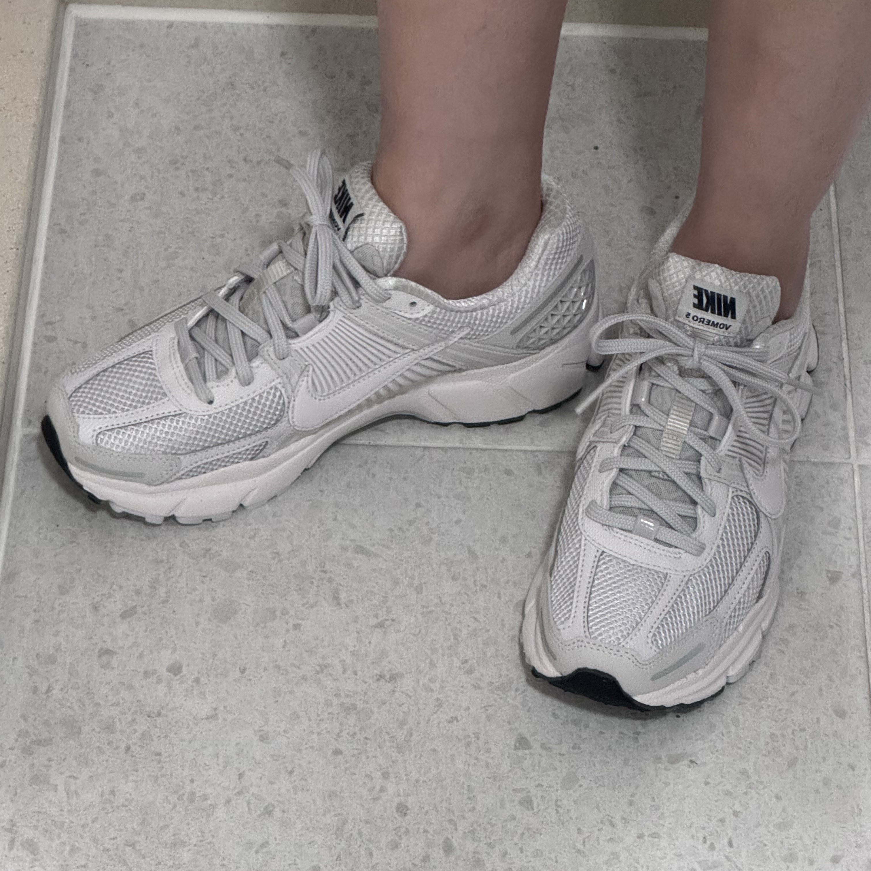 Nike Zoom Vomero 5 SP Vast Grey 2023 착용 스타일