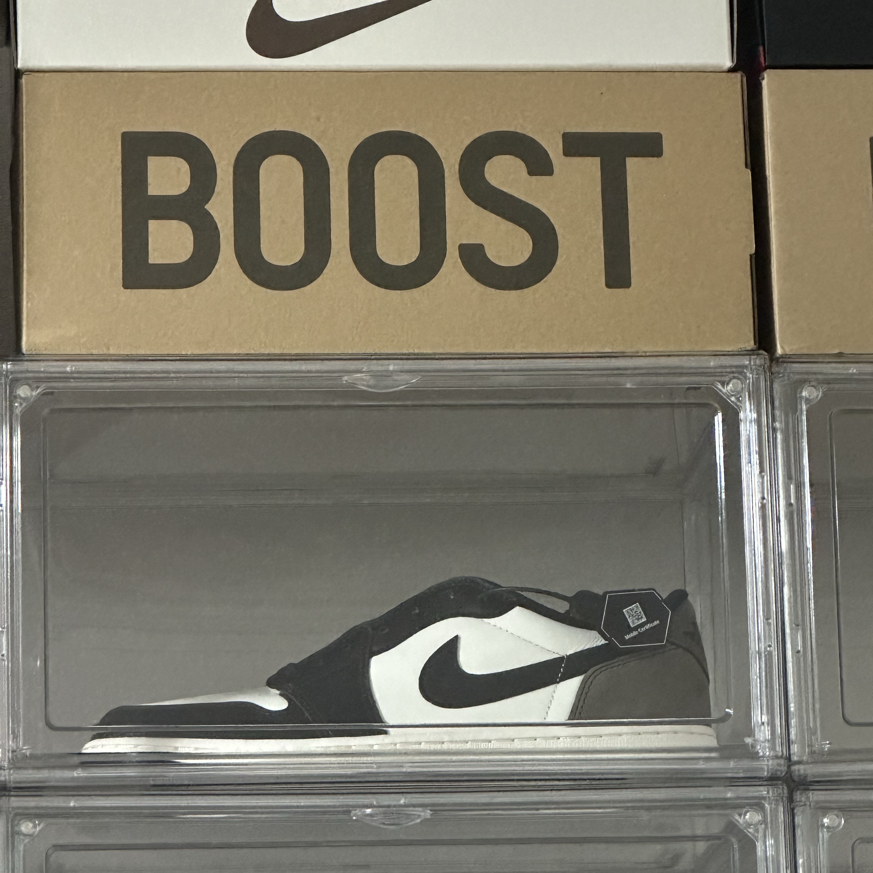 Jordan 1 Retro Low OG Mocha 착용 스타일