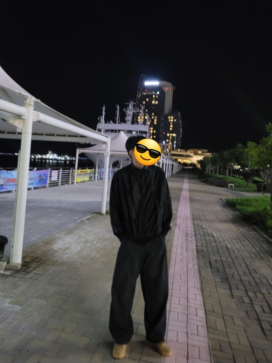 Adidas Oversized Firebird Track Top Black - US Sizing, Nike Air Force 1 '07 WB Flax 착용 스타일