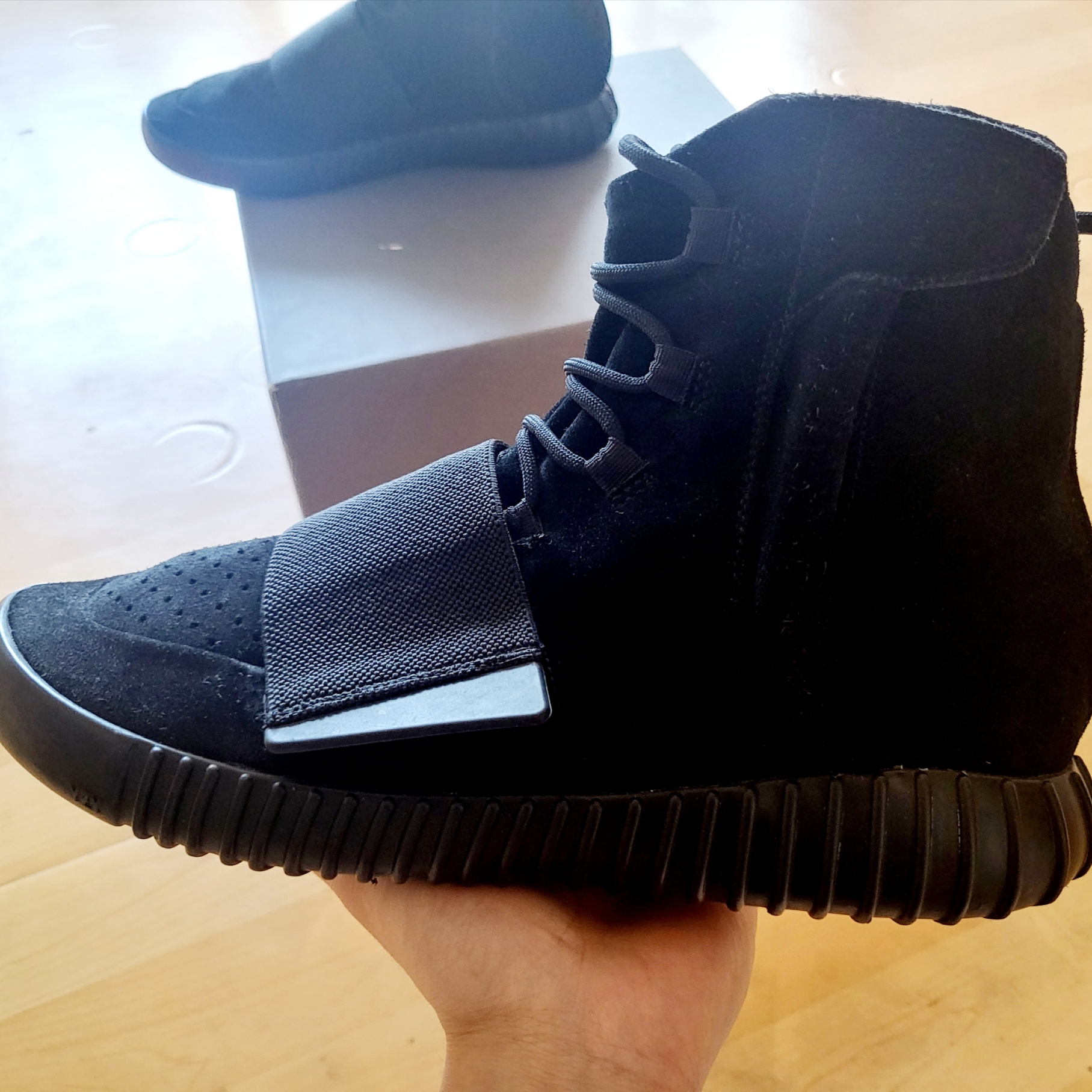 Adidas Yeezy Boost 750 Triple Black, Double Lovers X Ajobyajo Roi Sunglasses Clear Optical 착용 스타일 - 7