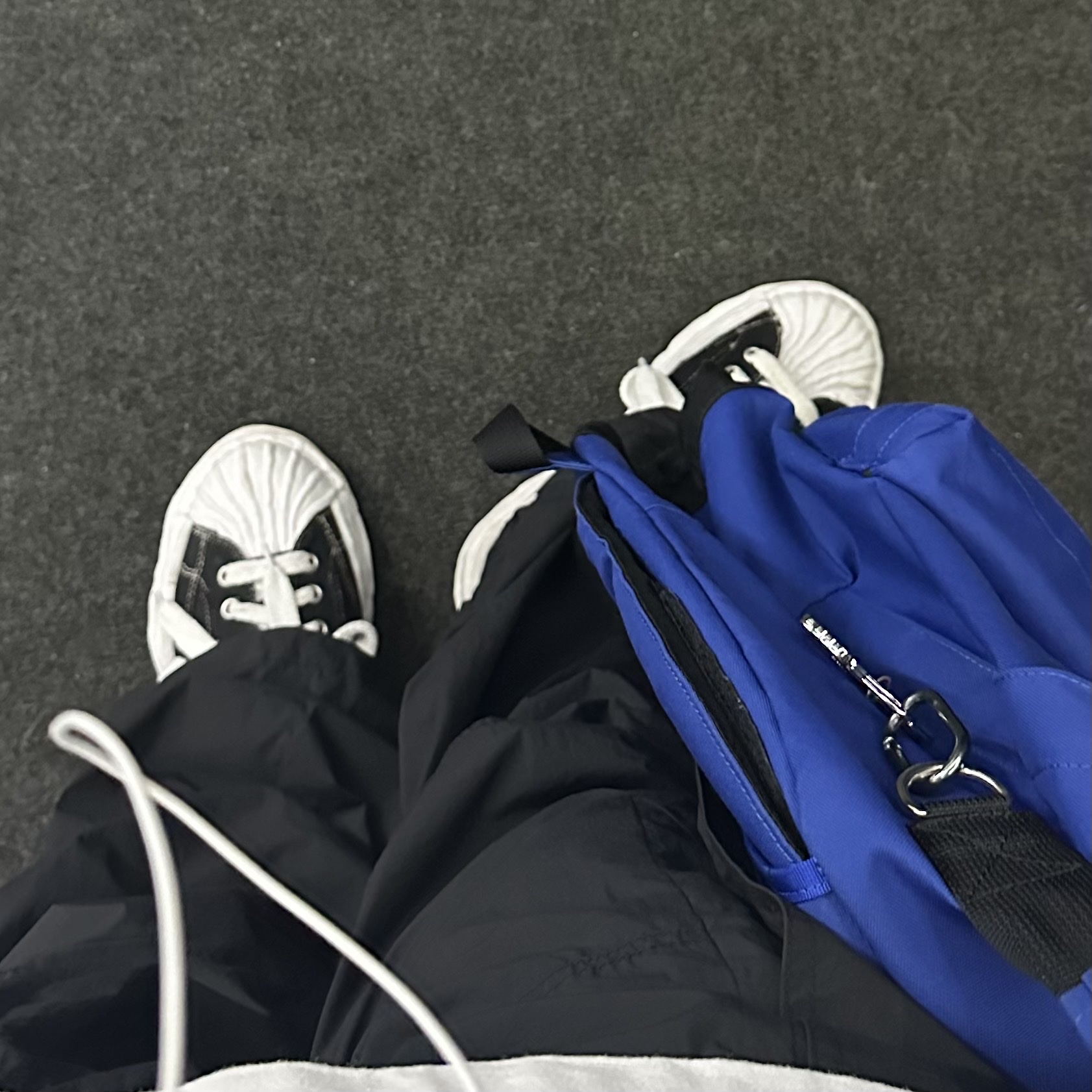 Maison Mihara Yasuhiro Blakey OG Sole Canvas Low-top Sneakers Black White, Porter POTR x Wasted Youth Daypack Blue 착용 스타일