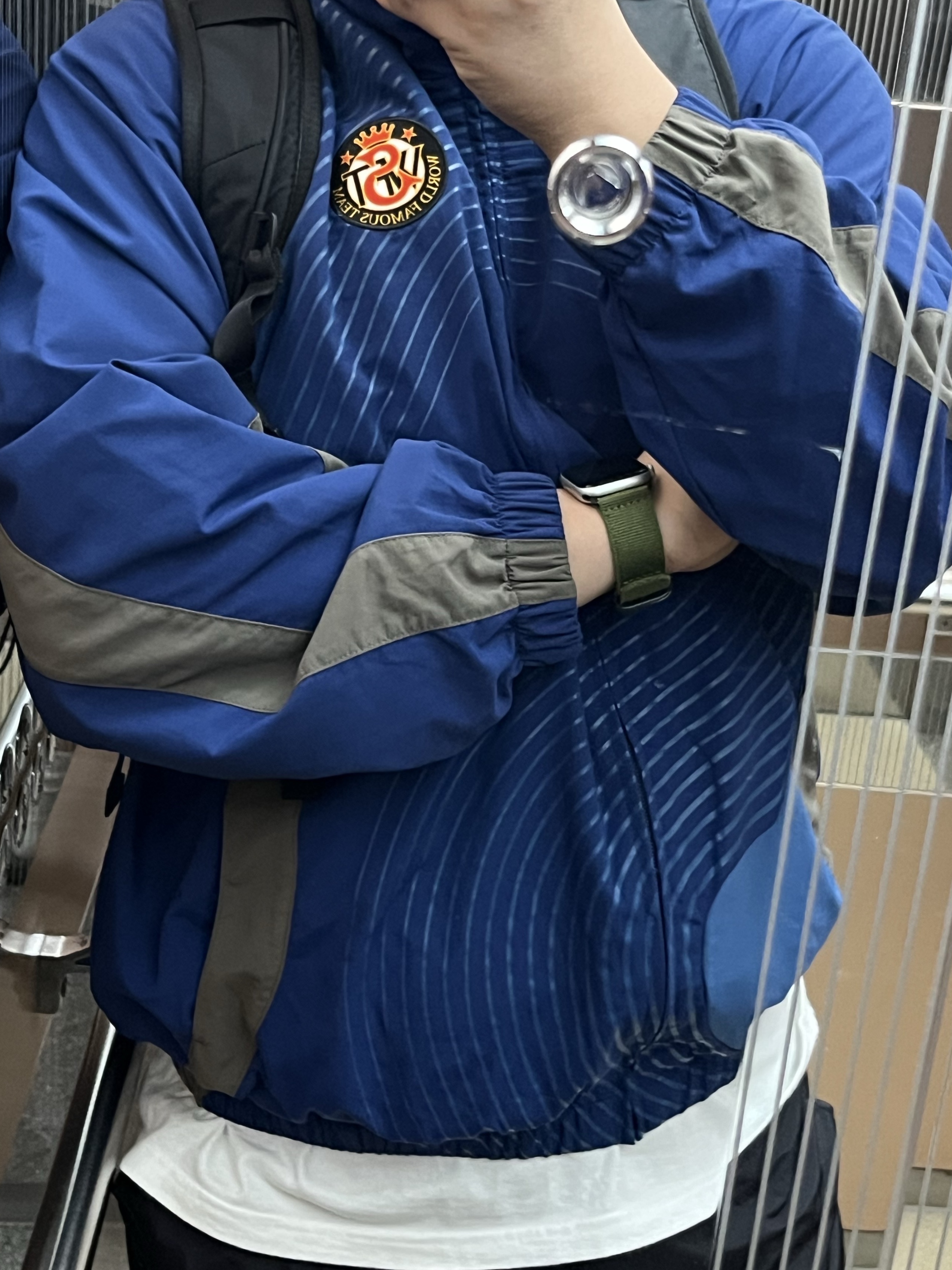 Supreme S Logo Track Jacket Navy - 24FW 착용 스타일
