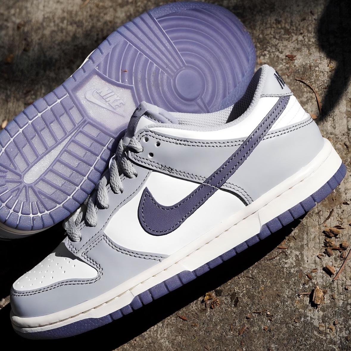 (GS) Nike Dunk Low Summit White Light Carbon 착용 스타일