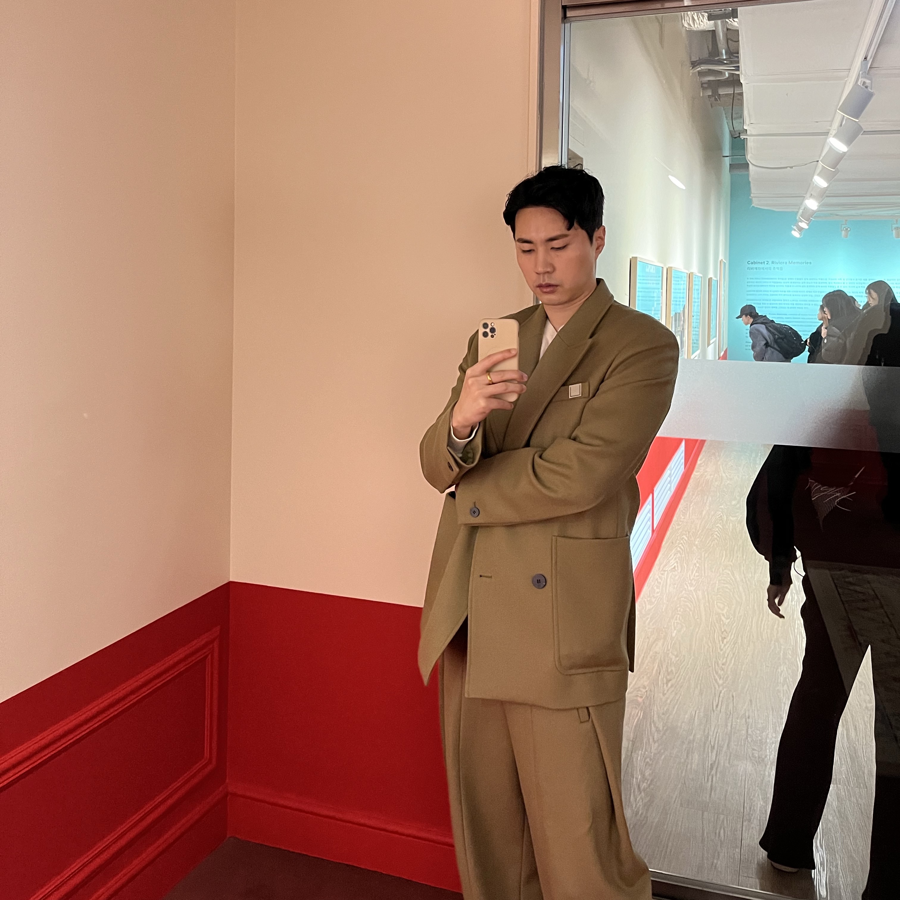 Wooyoungmi Wool Double Jacket Camel - 23FW, Wooyoungmi Folding Wide Pants Camel 착용 스타일