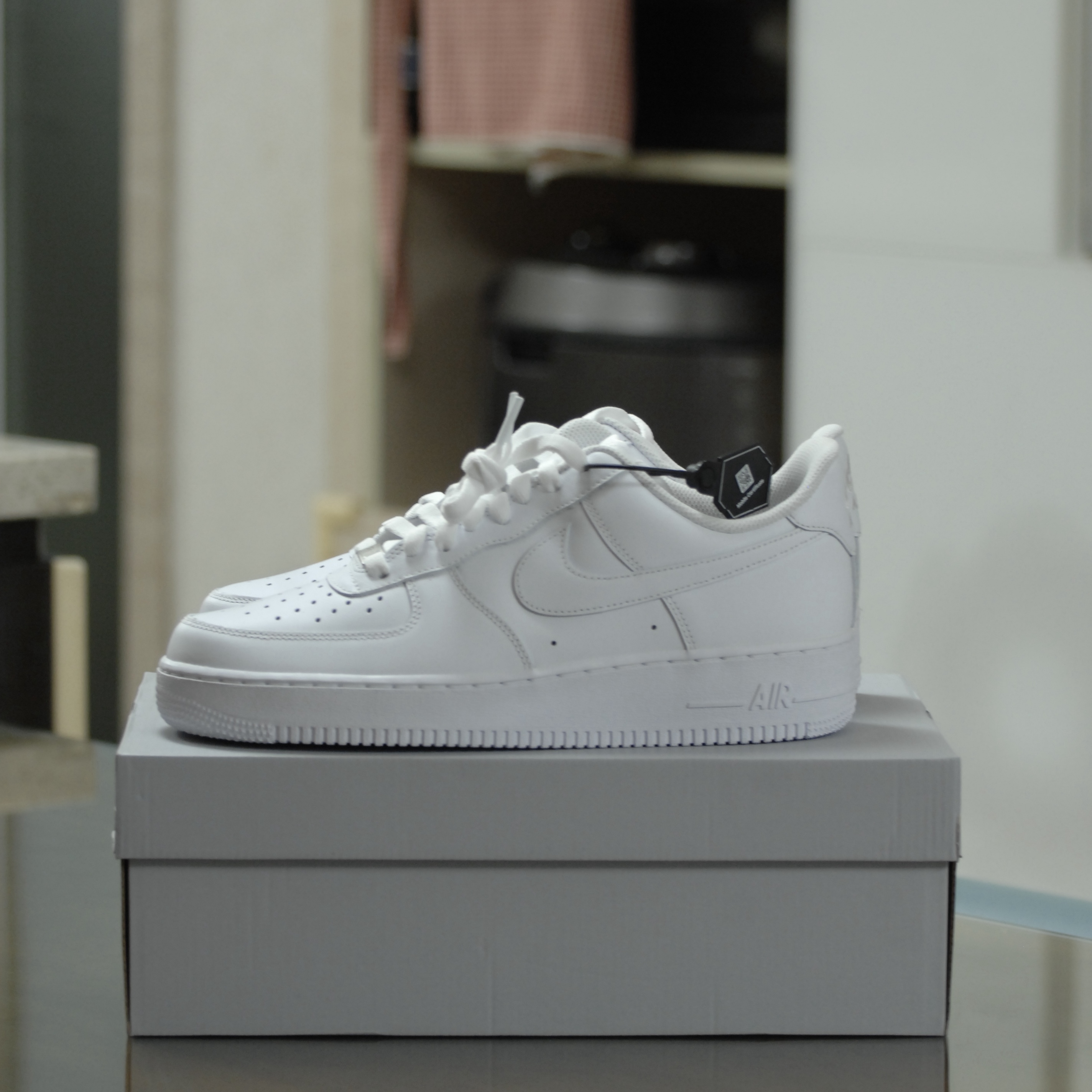 Nike Air Force 1 '07 Low White 착용 스타일 - 1