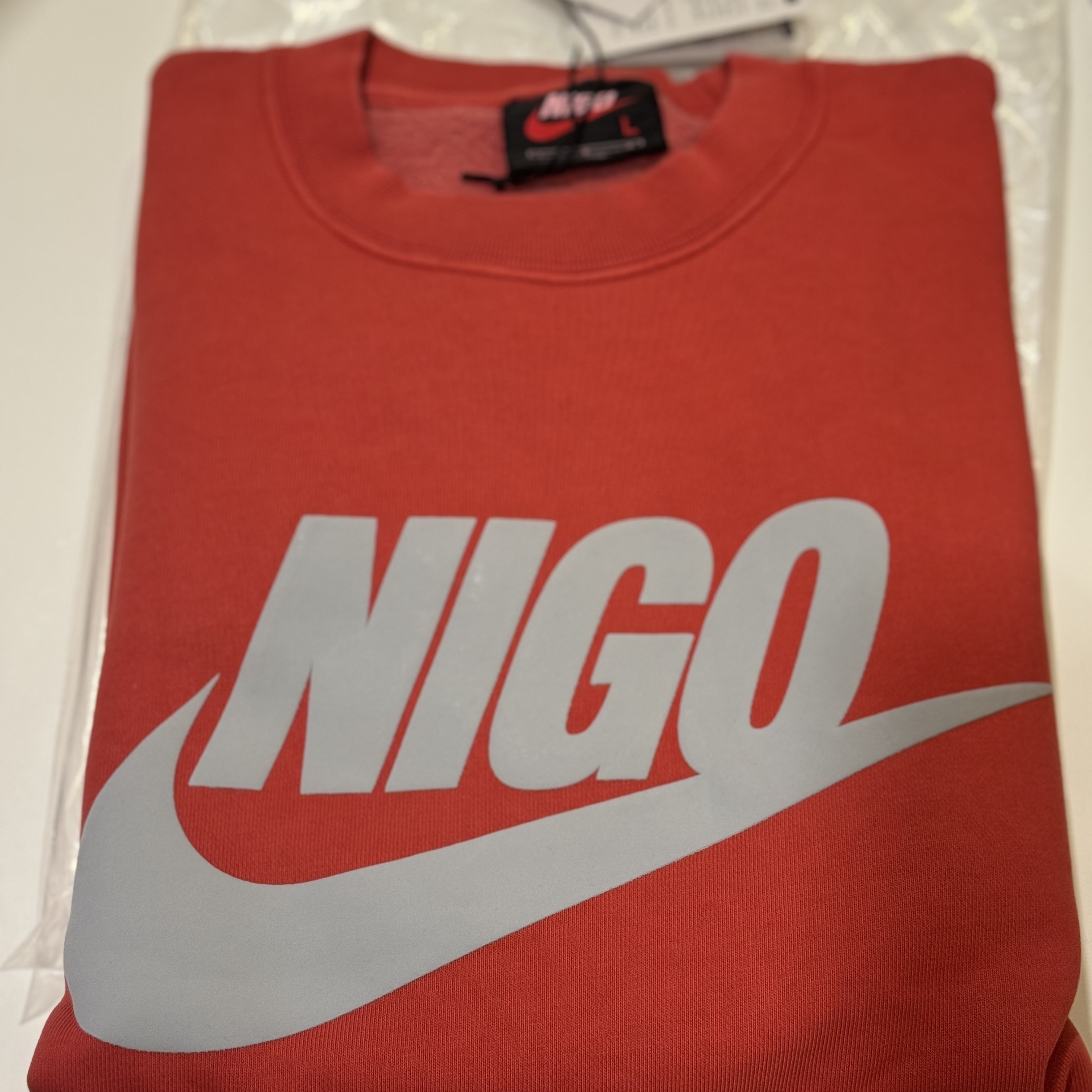 Nike x Nigo Fleece Crewneck Sweatshirt Gym Red (FV5941-687) 착용 스타일
