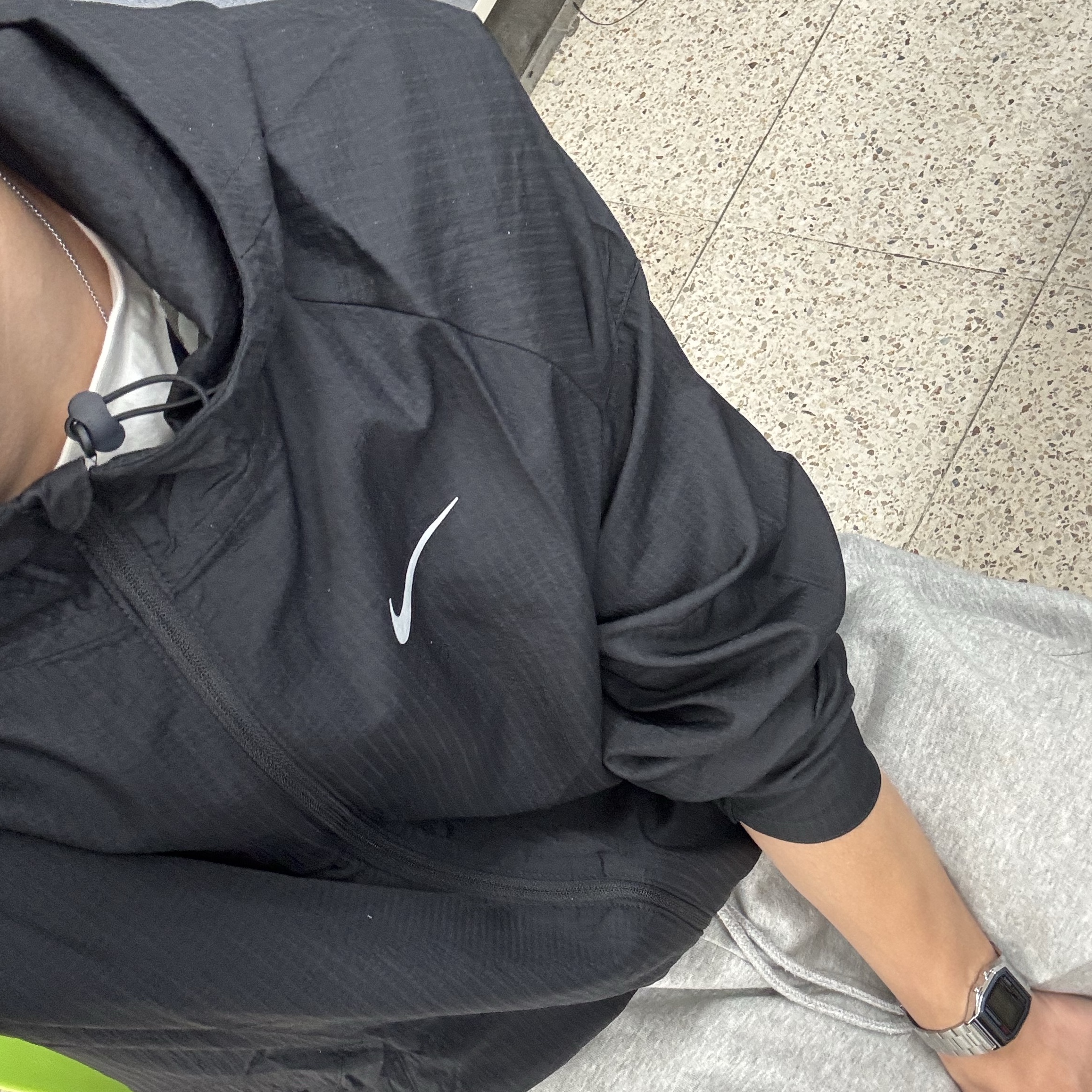 Nike Essential Running Jacket Black - Asia 착용 스타일