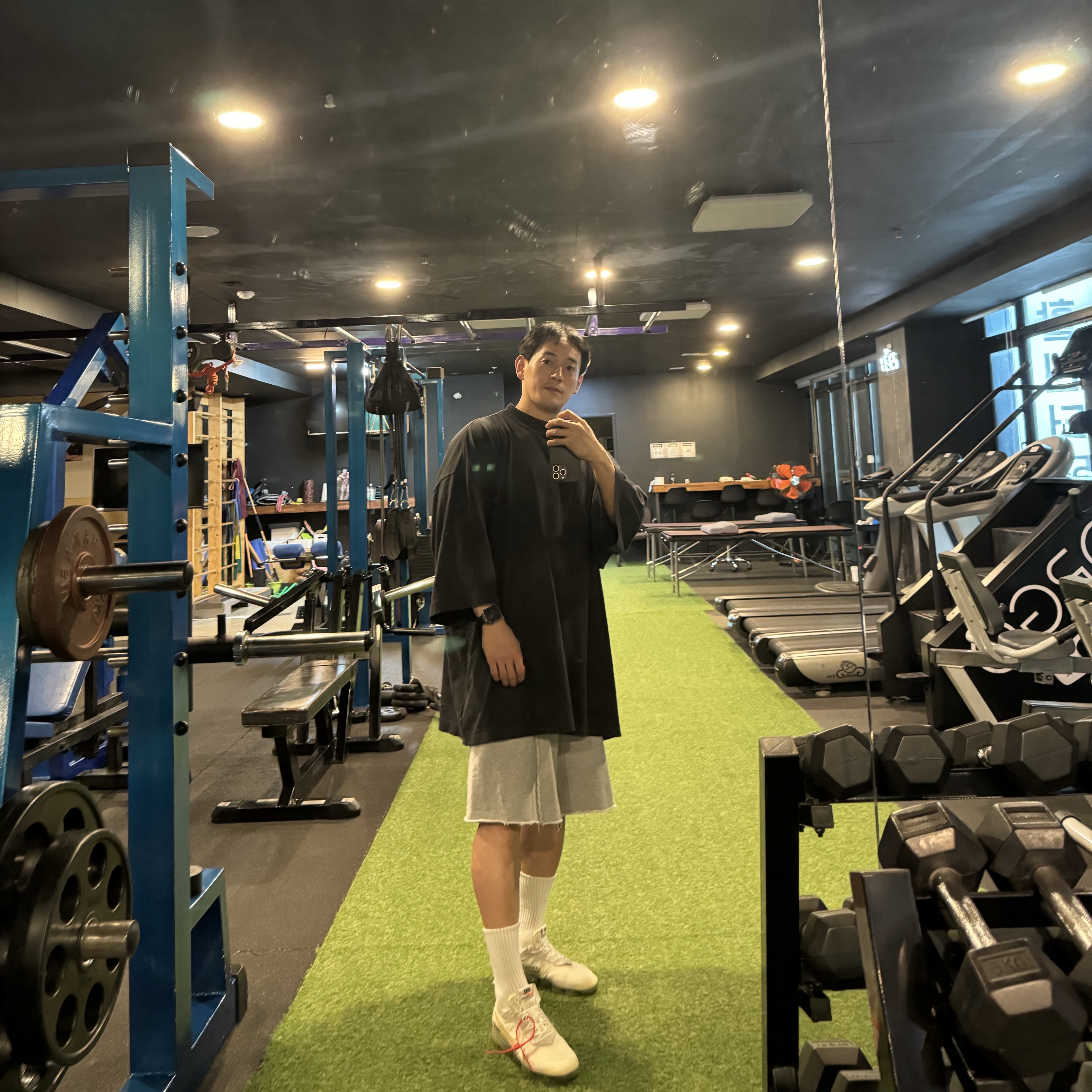 Yeezy Gap Engineered By Balenciaga Dove 3/4 Sleeve T-Shirt Black, Apple Watch SE 2023 44mm GPS Midnight Aluminium Case with Sport Band S/M Midnight (Korean Ver.) 착용 스타일