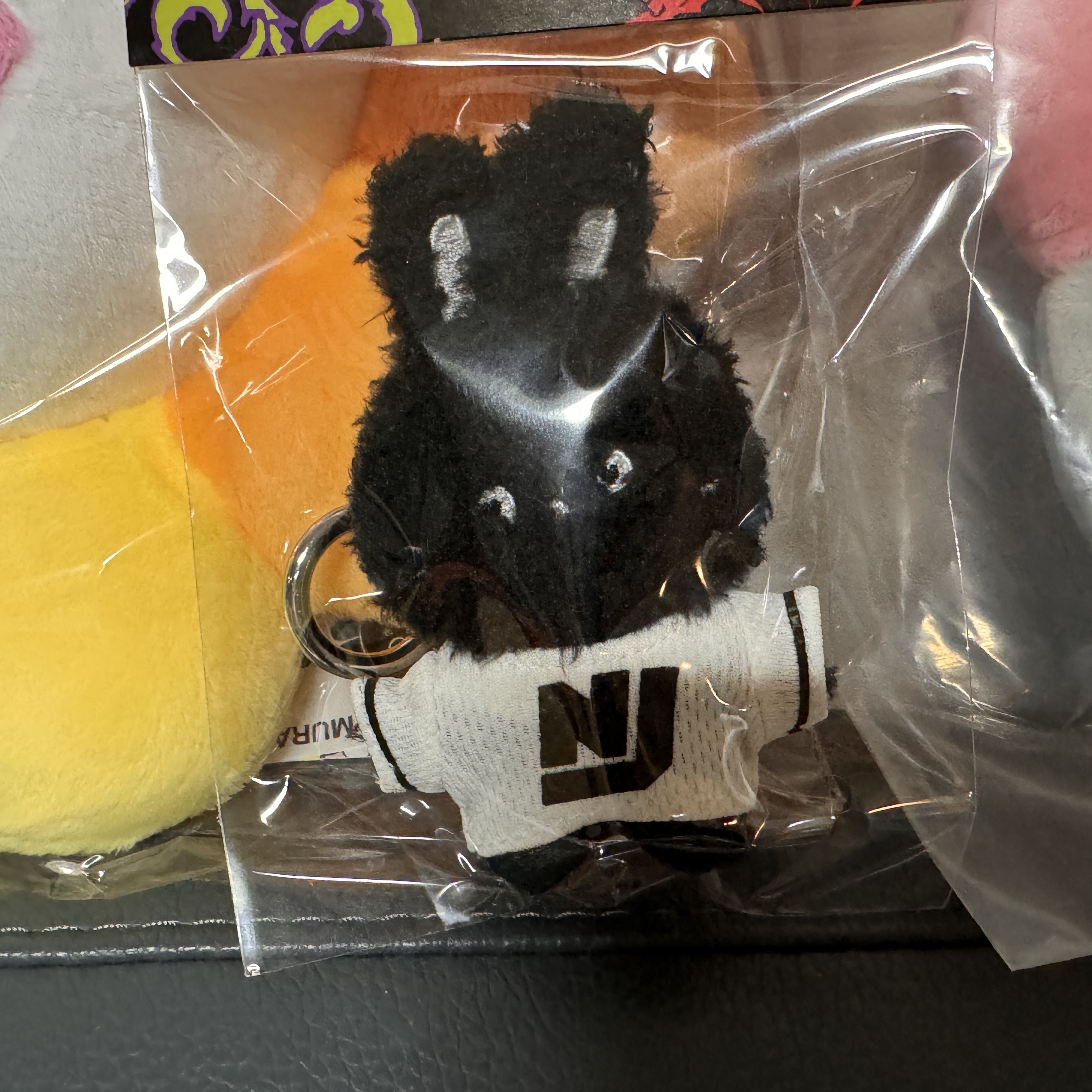 NewJeans Bunini Mini Costume Keyring Black 착용 스타일