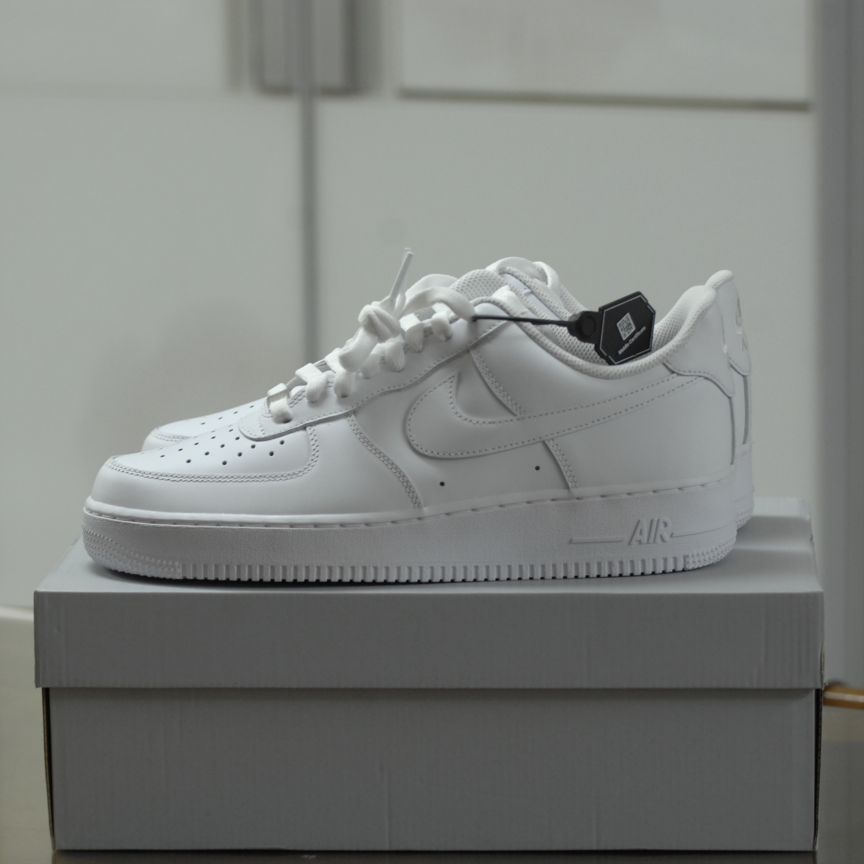 Nike Air Force 1 '07 Low White 착용 스타일 - 2