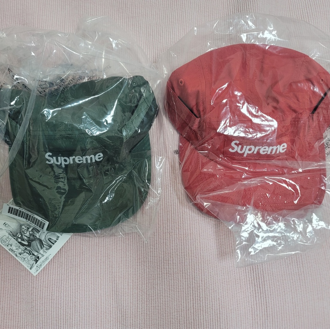 Supreme Mesh Pocket Camp Cap Red - 24FW, Supreme Mesh Pocket Camp Cap Olive - 24FW 착용 스타일 - 2
