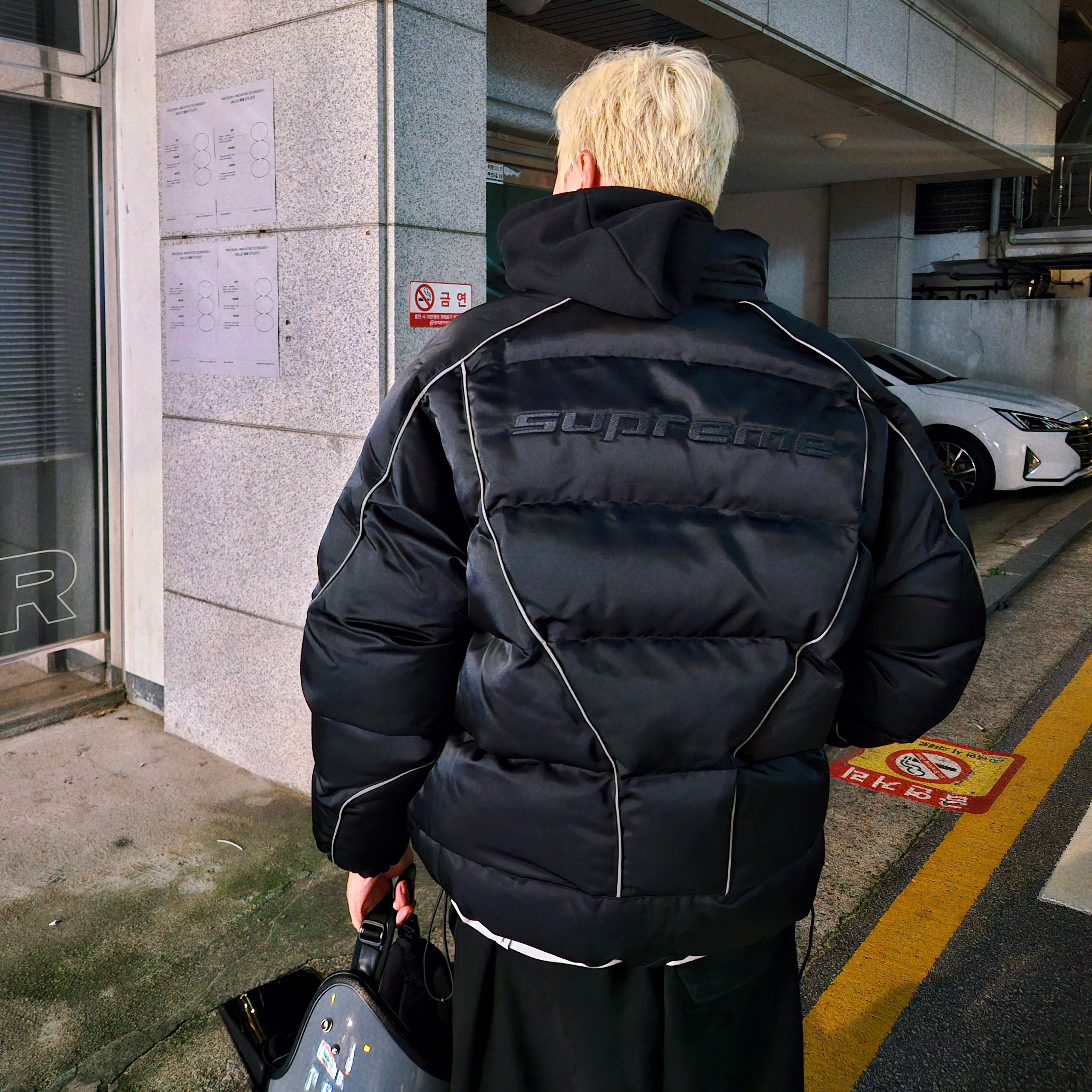Supreme x Jordan Puffer Jacket Black - 24FW 착용 스타일